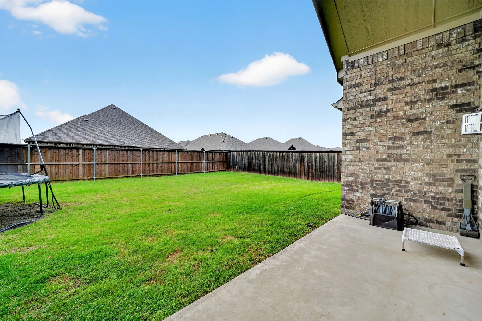 Single Family Residence For Sale in Rockwall County , 1748 Amalfi Drive, Mclendon Chisholm, Texas 75032, 4 Bedroom, 2 Bathroom, 2 Garage spaces, 2,225 Sqft, built in 2019, mls#21252407, Real Estate Agent in Mclendon Chisholm, Homes For Sale in Rockwall county, Homes For Sale in Mclendon Chisholm, Realtor in Mclendon Chisholm Texas, Real Estate Brokerage Independent Realty Texas, Luminita Cordes Realtor