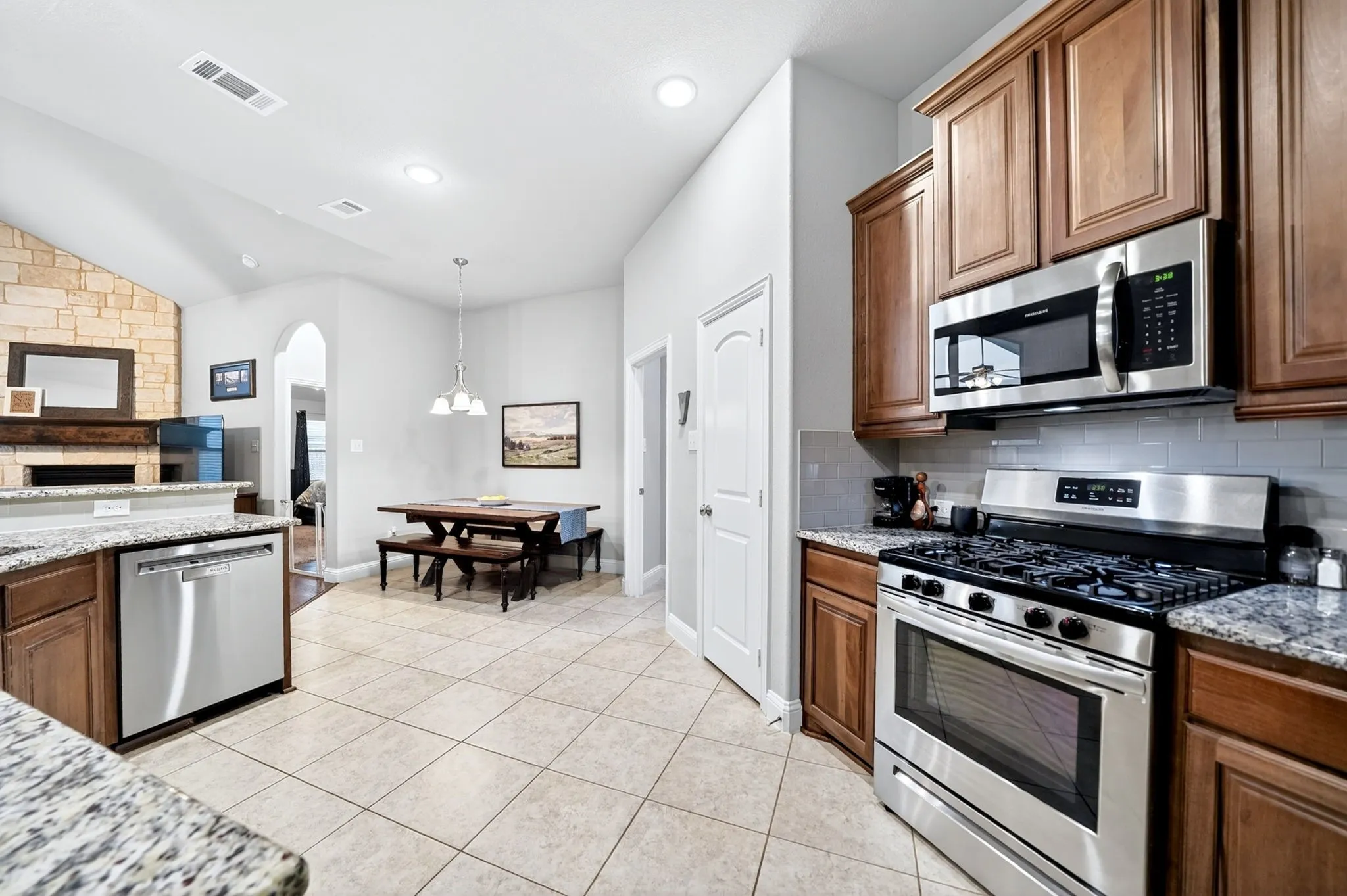 Single Family Residence For Sale in Rockwall County , 1748 Amalfi Drive, Mclendon Chisholm, Texas 75032, 4 Bedroom, 2 Bathroom, 2 Garage spaces, 2,225 Sqft, built in 2019, mls#21252407, Real Estate Agent in Mclendon Chisholm, Homes For Sale in Rockwall county, Homes For Sale in Mclendon Chisholm, Realtor in Mclendon Chisholm Texas, Real Estate Brokerage Independent Realty Texas, Luminita Cordes Realtor