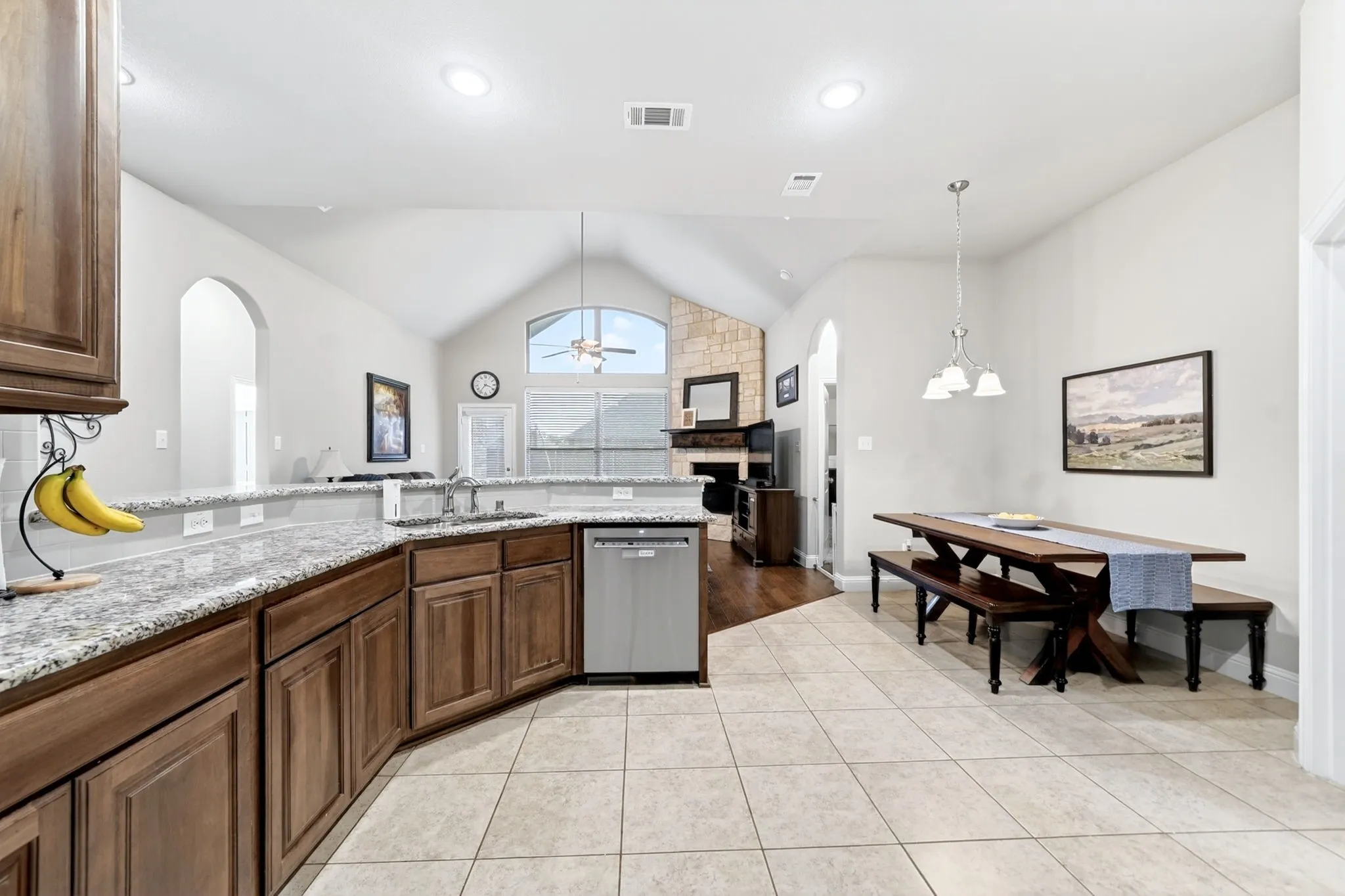 Single Family Residence For Sale in Rockwall County , 1748 Amalfi Drive, Mclendon Chisholm, Texas 75032, 4 Bedroom, 2 Bathroom, 2 Garage spaces, 2,225 Sqft, built in 2019, mls#21252407, Real Estate Agent in Mclendon Chisholm, Homes For Sale in Rockwall county, Homes For Sale in Mclendon Chisholm, Realtor in Mclendon Chisholm Texas, Real Estate Brokerage Independent Realty Texas, Luminita Cordes Realtor
