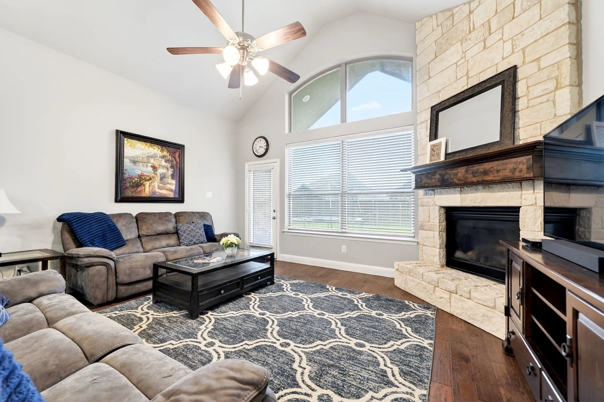 Single Family Residence For Sale in Rockwall County , 1748 Amalfi Drive, Mclendon Chisholm, Texas 75032, 4 Bedroom, 2 Bathroom, 2 Garage spaces, 2,225 Sqft, built in 2019, mls#21252407, Real Estate Agent in Mclendon Chisholm, Homes For Sale in Rockwall county, Homes For Sale in Mclendon Chisholm, Realtor in Mclendon Chisholm Texas, Real Estate Brokerage Independent Realty Texas, Luminita Cordes Realtor