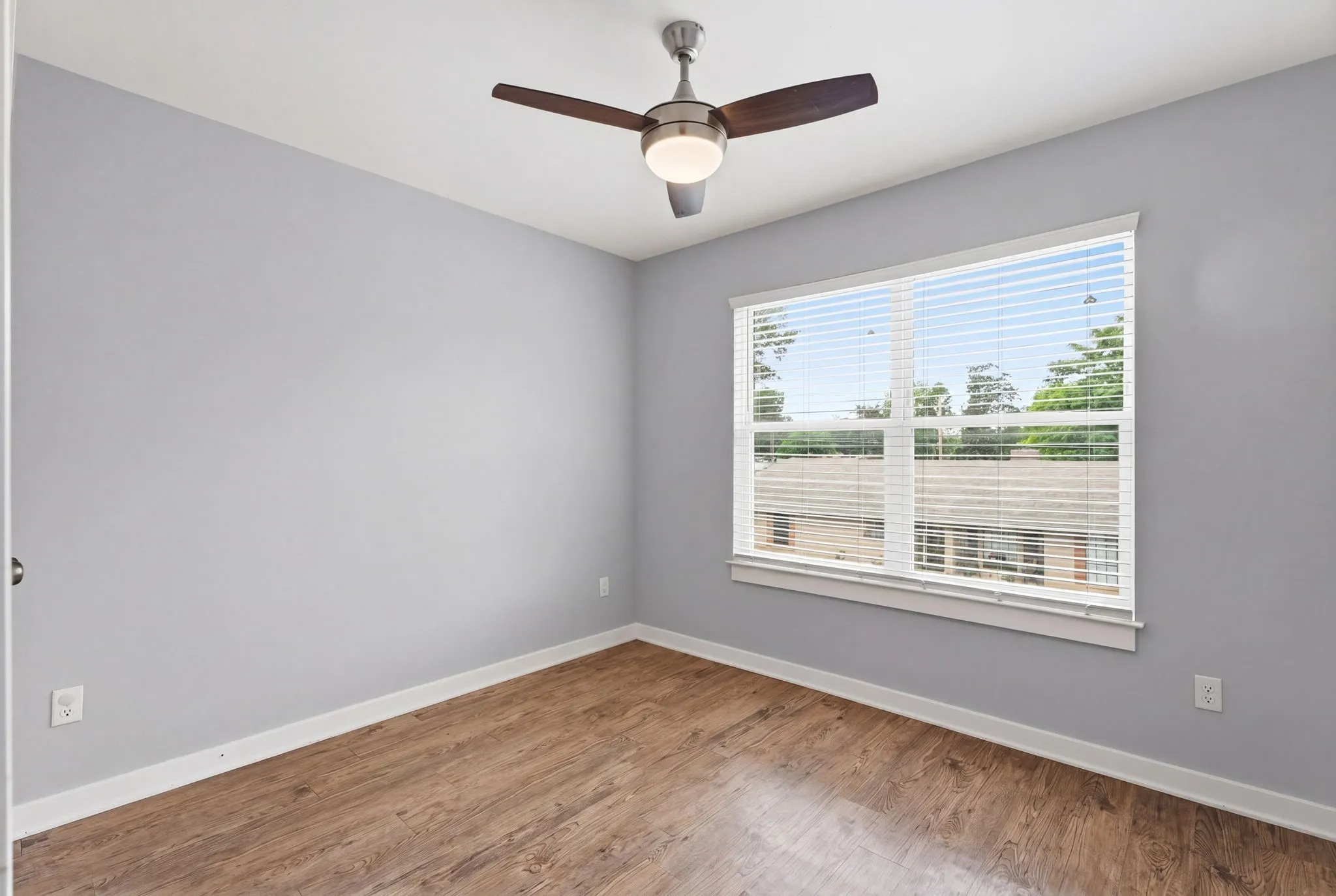 Apartment For Sale in Smith County , 307 N Henry Street, Lindale, Texas 75771, 2 Bedroom, 2 Bathroom, Garage spaces, 16,890 Sqft, built in 2020, Preowned, Price $2,699,000, mls#21248557, Real Estate Agent in Lindale, Homes For Sale in Smith county, Homes For Sale in Lindale, Realtor in Lindale Texas, Real Estate Brokerage Independent Realty Texas, Luminita Cordes Realtor