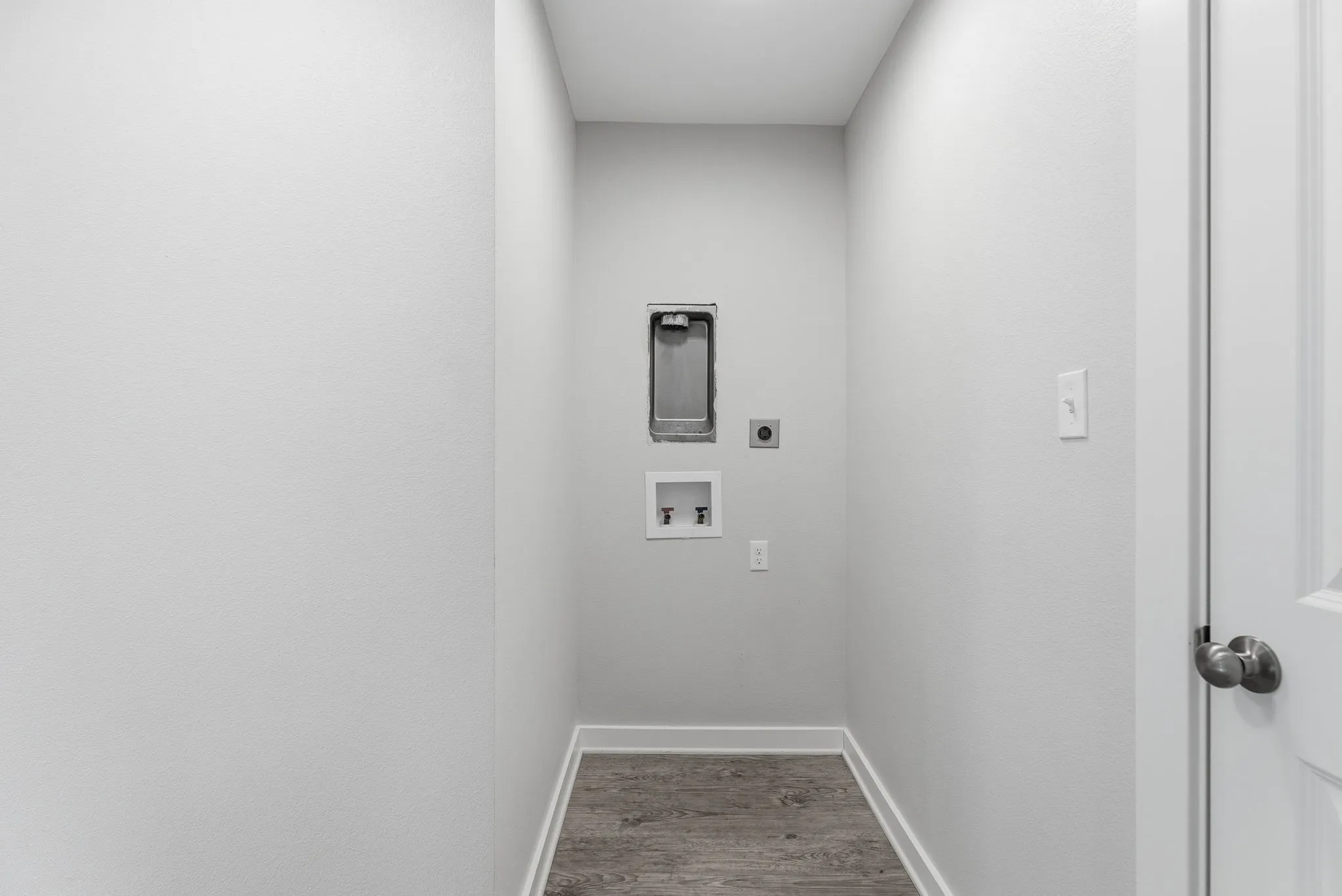 Apartment For Sale in Smith County , 307 N Henry Street, Lindale, Texas 75771, 2 Bedroom, 2 Bathroom, Garage spaces, 16,890 Sqft, built in 2020, Preowned, Price $2,699,000, mls#21248557, Real Estate Agent in Lindale, Homes For Sale in Smith county, Homes For Sale in Lindale, Realtor in Lindale Texas, Real Estate Brokerage Independent Realty Texas, Luminita Cordes Realtor