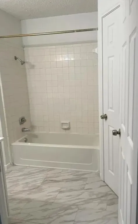 Single Family Residence For Sale in Bell County , 3302 Green Valley Drive, Killeen, Texas 76542, 3 Bedroom, 2 Bathroom, Garage spaces, 1,845 Sqft, built in 1986, Preowned, mls#21256105, Real Estate Agent in Killeen, Homes For Sale in Bell county, Homes For Sale in Killeen, Realtor in Killeen Texas, Real Estate Brokerage Independent Realty Texas, Luminita Cordes Realtor