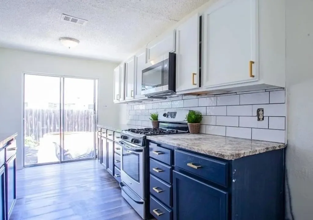 Single Family Residence For Sale in Bell County , 3302 Green Valley Drive, Killeen, Texas 76542, 3 Bedroom, 2 Bathroom, Garage spaces, 1,845 Sqft, built in 1986, Preowned, mls#21256105, Real Estate Agent in Killeen, Homes For Sale in Bell county, Homes For Sale in Killeen, Realtor in Killeen Texas, Real Estate Brokerage Independent Realty Texas, Luminita Cordes Realtor