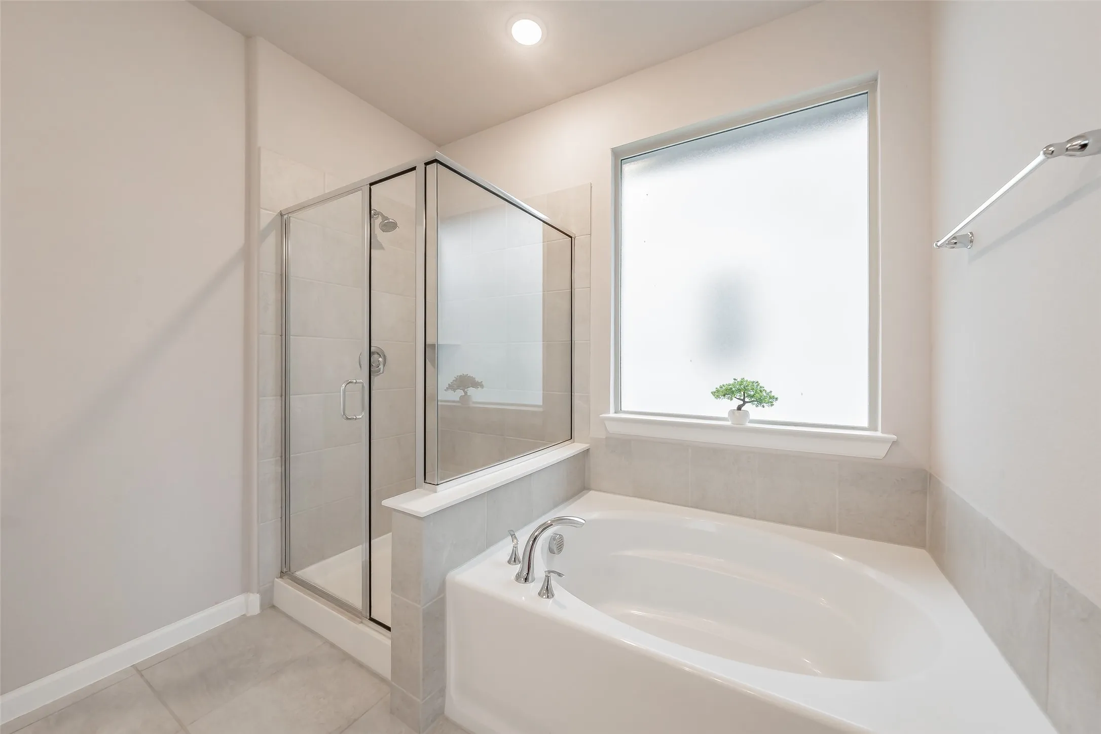 Single Family Residence For Sale in Ellis County , 601 Bethpage Drive, Red Oak, Texas 75154, 4 Bedroom, 3 Bathroom, 2 Garage spaces, 2,065 Sqft, built in 2023, mls#21254975, Real Estate Agent in Red Oak, Homes For Sale in Ellis county, Homes For Sale in Red Oak, Realtor in Red Oak Texas, Real Estate Brokerage Independent Realty Texas, Luminita Cordes Realtor