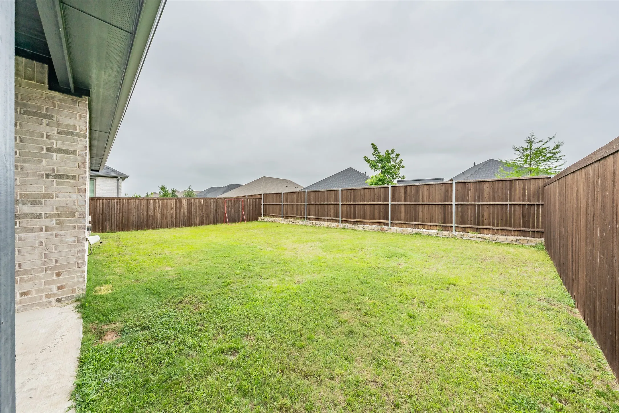 Single Family Residence For Sale in Ellis County , 601 Bethpage Drive, Red Oak, Texas 75154, 4 Bedroom, 3 Bathroom, 2 Garage spaces, 2,065 Sqft, built in 2023, mls#21254975, Real Estate Agent in Red Oak, Homes For Sale in Ellis county, Homes For Sale in Red Oak, Realtor in Red Oak Texas, Real Estate Brokerage Independent Realty Texas, Luminita Cordes Realtor