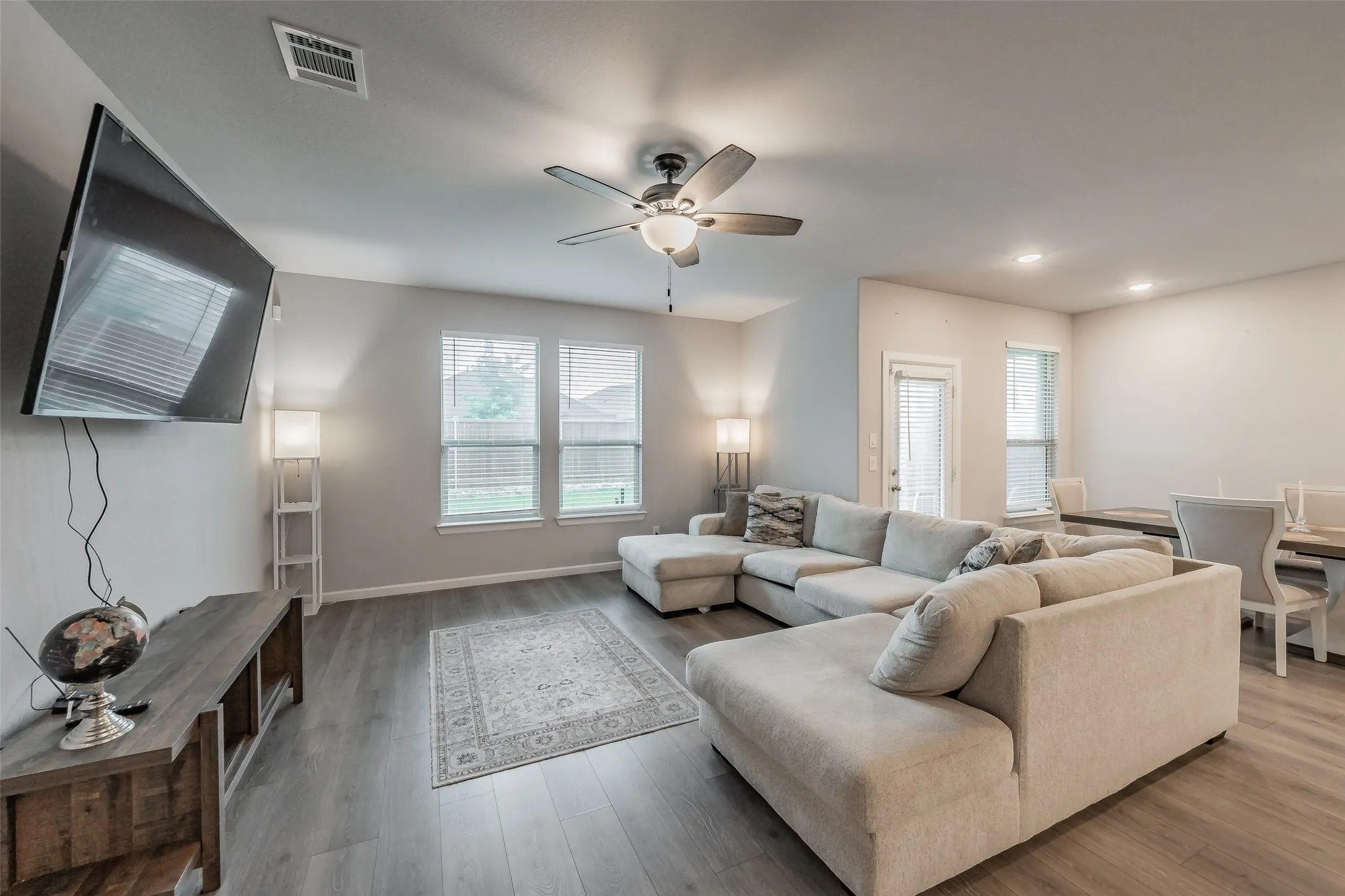 Single Family Residence For Sale in Ellis County , 601 Bethpage Drive, Red Oak, Texas 75154, 4 Bedroom, 3 Bathroom, 2 Garage spaces, 2,065 Sqft, built in 2023, mls#21254975, Real Estate Agent in Red Oak, Homes For Sale in Ellis county, Homes For Sale in Red Oak, Realtor in Red Oak Texas, Real Estate Brokerage Independent Realty Texas, Luminita Cordes Realtor