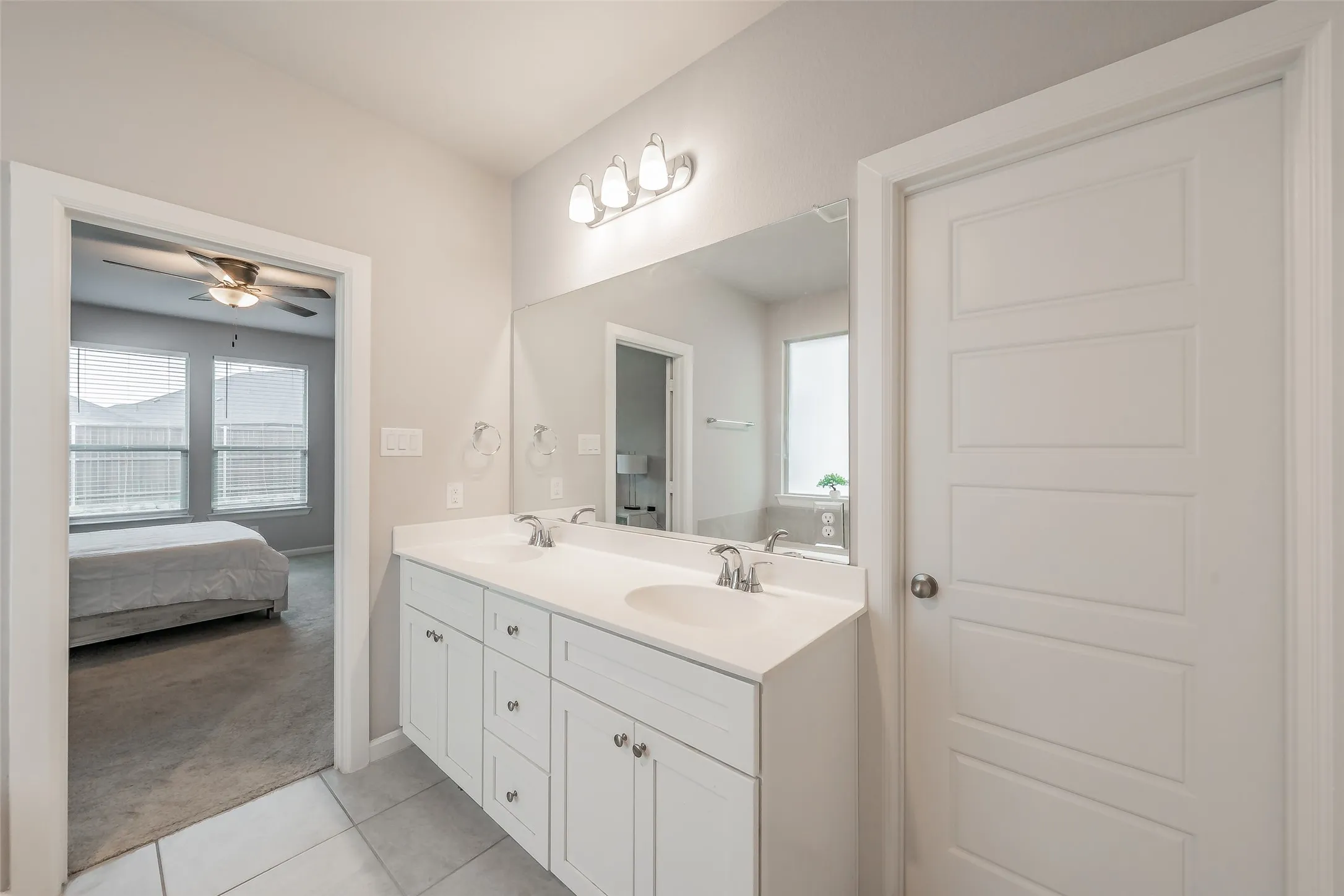 Single Family Residence For Sale in Ellis County , 601 Bethpage Drive, Red Oak, Texas 75154, 4 Bedroom, 3 Bathroom, 2 Garage spaces, 2,065 Sqft, built in 2023, mls#21254975, Real Estate Agent in Red Oak, Homes For Sale in Ellis county, Homes For Sale in Red Oak, Realtor in Red Oak Texas, Real Estate Brokerage Independent Realty Texas, Luminita Cordes Realtor