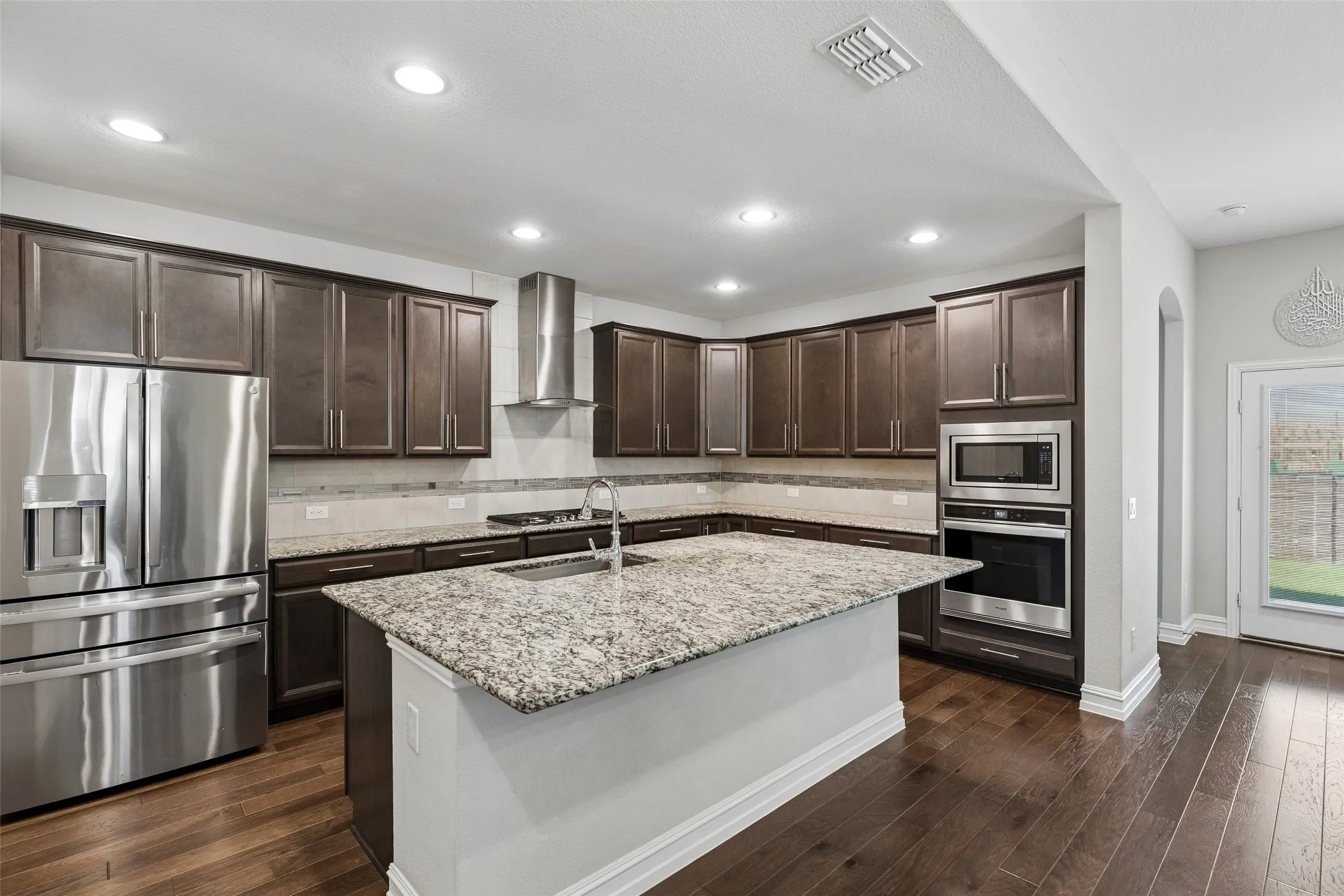 Single Family Residence For Sale in Collin County , 605 Cattle Chute Court, Celina, Texas 75009, 4 Bedroom, 4 Bathroom, 2 Garage spaces, 3,685 Sqft, built in 2021, mls#21255731, Real Estate Agent in Celina, Homes For Sale in Collin county, Homes For Sale in Celina, Realtor in Celina Texas, Real Estate Brokerage Independent Realty Texas, Luminita Cordes Realtor