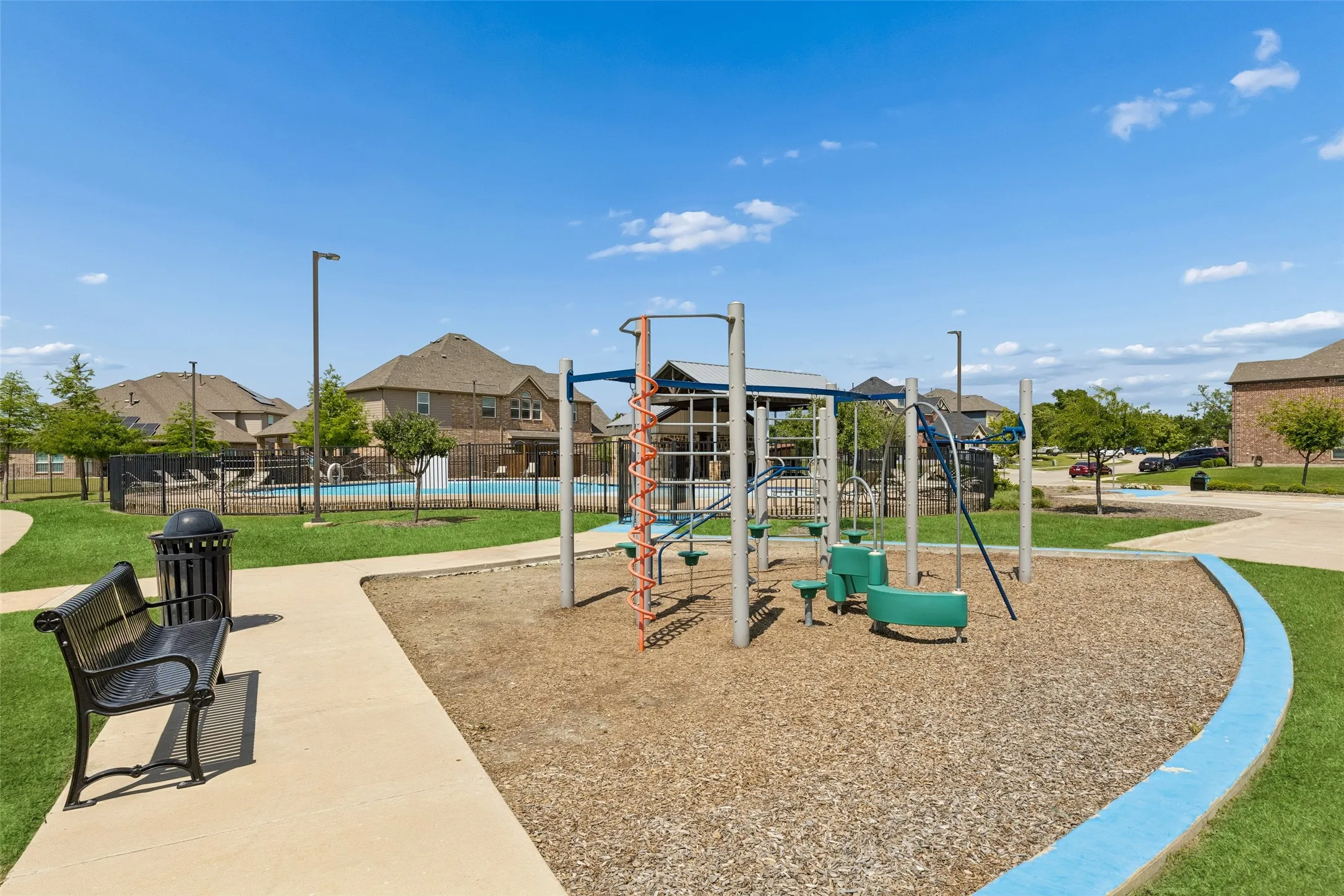 Single Family Residence For Sale in Collin County , 605 Cattle Chute Court, Celina, Texas 75009, 4 Bedroom, 4 Bathroom, 2 Garage spaces, 3,685 Sqft, built in 2021, mls#21255731, Real Estate Agent in Celina, Homes For Sale in Collin county, Homes For Sale in Celina, Realtor in Celina Texas, Real Estate Brokerage Independent Realty Texas, Luminita Cordes Realtor