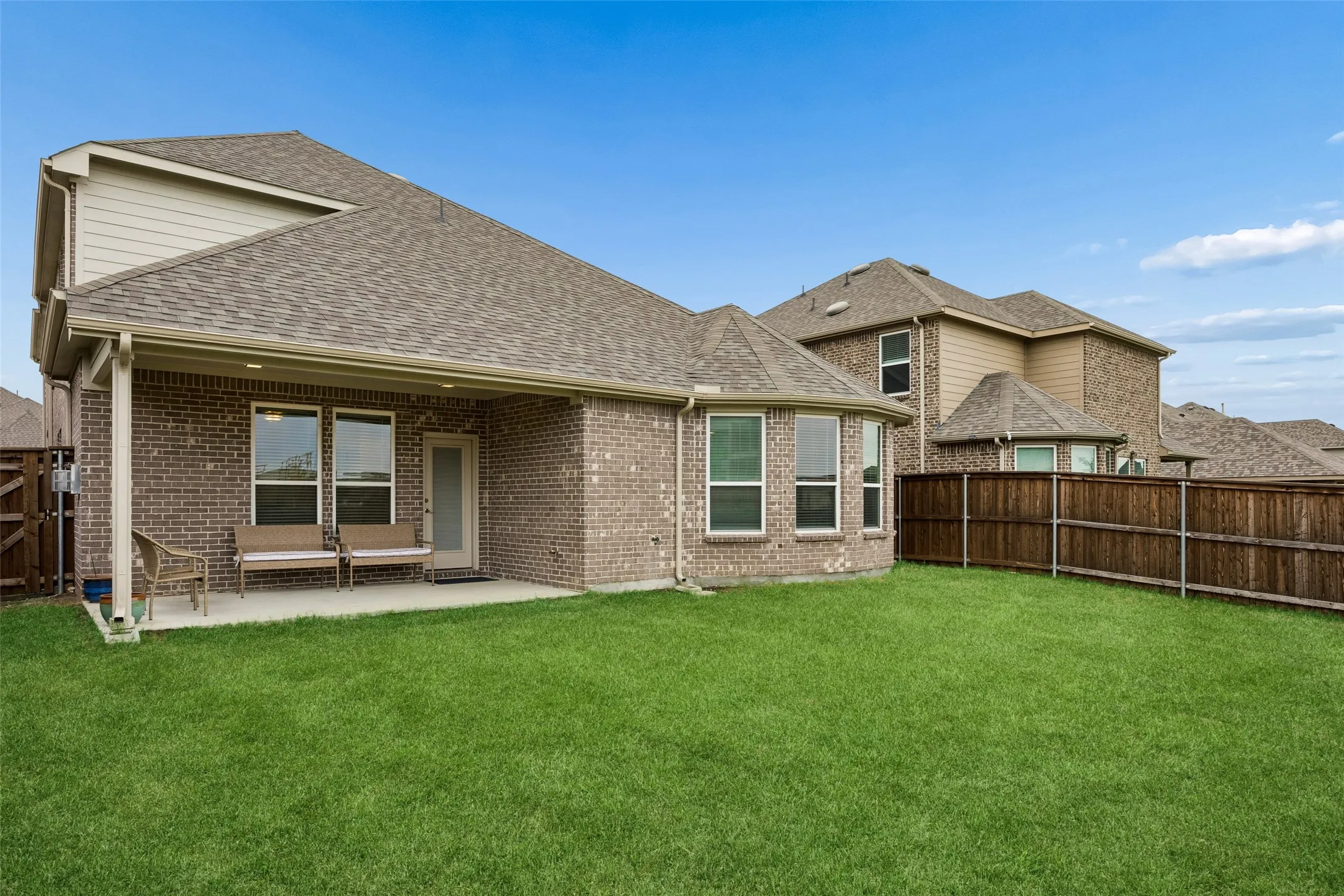 Single Family Residence For Sale in Collin County , 605 Cattle Chute Court, Celina, Texas 75009, 4 Bedroom, 4 Bathroom, 2 Garage spaces, 3,685 Sqft, built in 2021, mls#21255731, Real Estate Agent in Celina, Homes For Sale in Collin county, Homes For Sale in Celina, Realtor in Celina Texas, Real Estate Brokerage Independent Realty Texas, Luminita Cordes Realtor