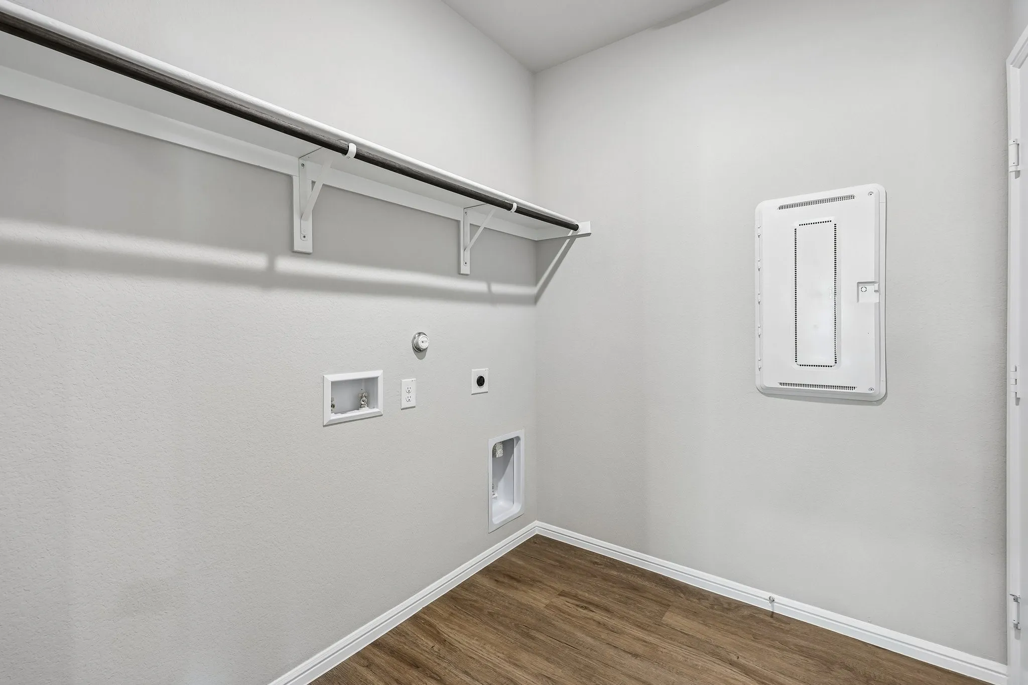 Single Family Residence For Sale in Hunt County , 1716 Gulin Street, Royse City, Texas 75189, 4 Bedroom, 4 Bathroom, 2 Garage spaces, 2,411 Sqft, built in 2026, New Construction - Incomplete, mls#21249265, Real Estate Agent in Royse City, Homes For Sale in Hunt county, Homes For Sale in Royse City, Realtor in Royse City Texas, Real Estate Brokerage Independent Realty Texas, Luminita Cordes Realtor