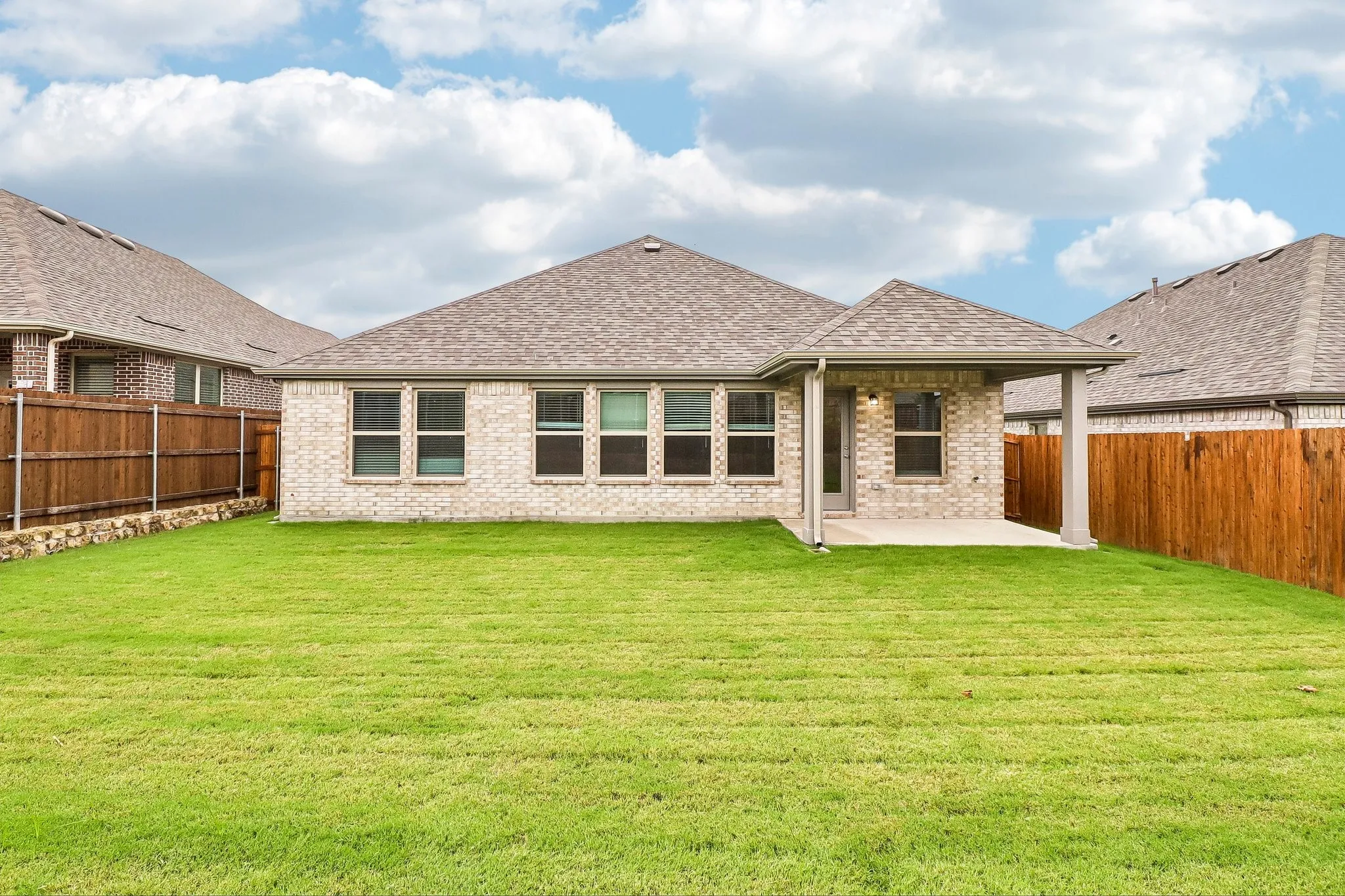 Single Family Residence For Sale in Collin County , 727 Grand Dale Drive, Lavon, Texas 75166, 4 Bedroom, 2 Bathroom, 2 Garage spaces, 1,877 Sqft, built in 2026, New Construction - Incomplete, mls#21237632, Real Estate Agent in Lavon, Homes For Sale in Collin county, Homes For Sale in Lavon, Realtor in Lavon Texas, Real Estate Brokerage Independent Realty Texas, Luminita Cordes Realtor