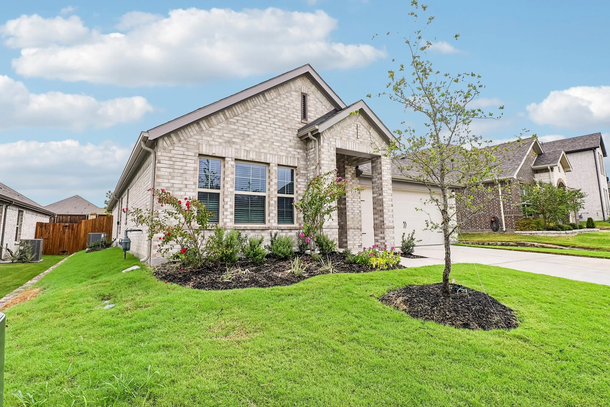 Single Family Residence For Sale in Collin County , 727 Grand Dale Drive, Lavon, Texas 75166, 4 Bedroom, 2 Bathroom, 2 Garage spaces, 1,877 Sqft, built in 2026, New Construction - Incomplete, mls#21237632, Real Estate Agent in Lavon, Homes For Sale in Collin county, Homes For Sale in Lavon, Realtor in Lavon Texas, Real Estate Brokerage Independent Realty Texas, Luminita Cordes Realtor
