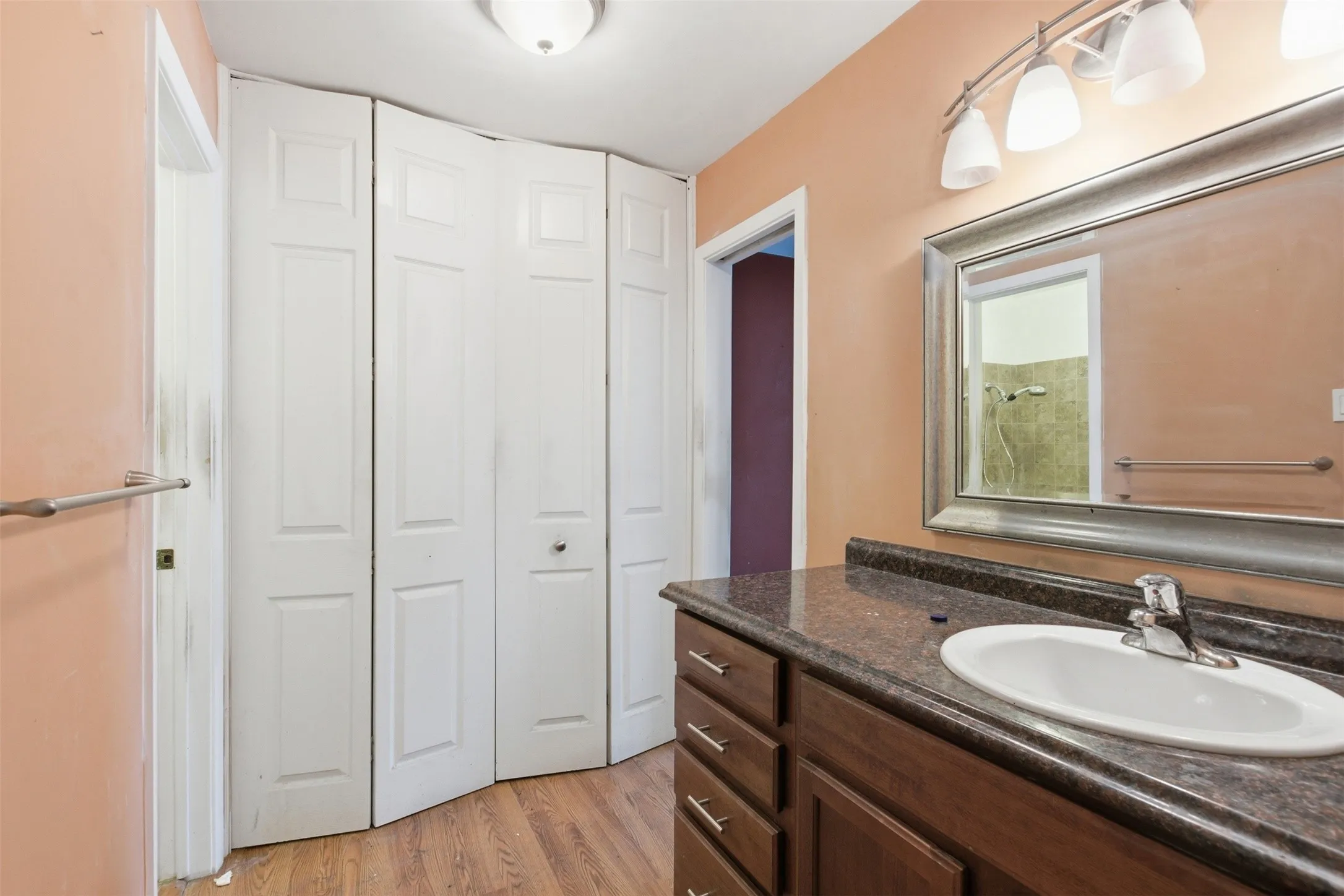 Condominium For Sale in Dallas County , 5981 Arapaho Road 602, Dallas, Texas 75248, 2 Bedroom, 2 Bathroom, Garage spaces, 1,038 Sqft, built in 1980, Preowned, mls#21253664, Real Estate Agent in Dallas, Homes For Sale in Dallas county, Homes For Sale in Dallas, Realtor in Dallas Texas, Real Estate Brokerage Independent Realty Texas, Luminita Cordes Realtor