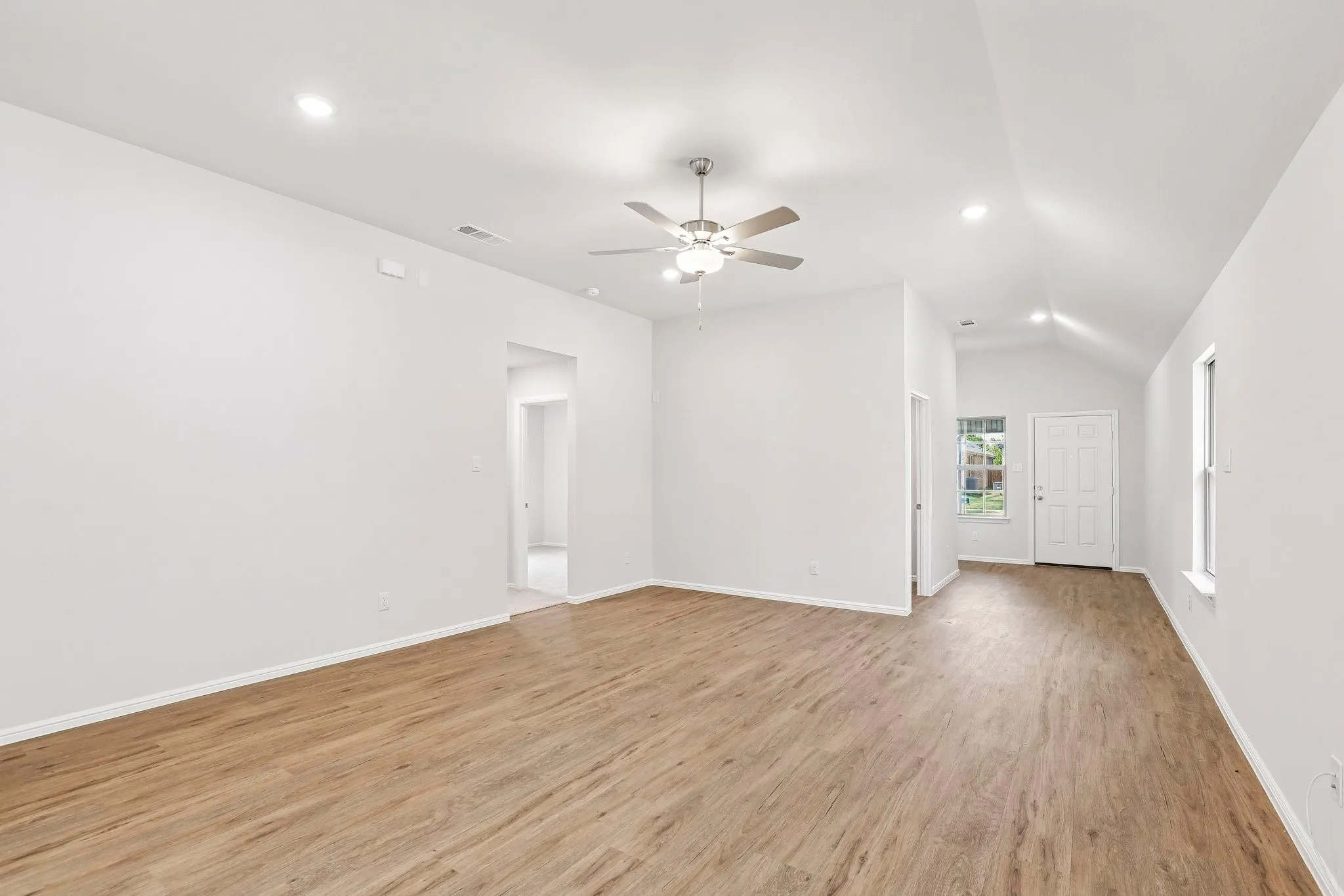 Single Family Residence For Sale in Collin County , 440 Silent Pond Park, Lavon, Texas 75166, 3 Bedroom, 2 Bathroom, 2 Garage spaces, 1,571 Sqft, built in 2026, New Construction - Incomplete, mls#21237708, Real Estate Agent in Lavon, Homes For Sale in Collin county, Homes For Sale in Lavon, Realtor in Lavon Texas, Real Estate Brokerage Independent Realty Texas, Luminita Cordes Realtor