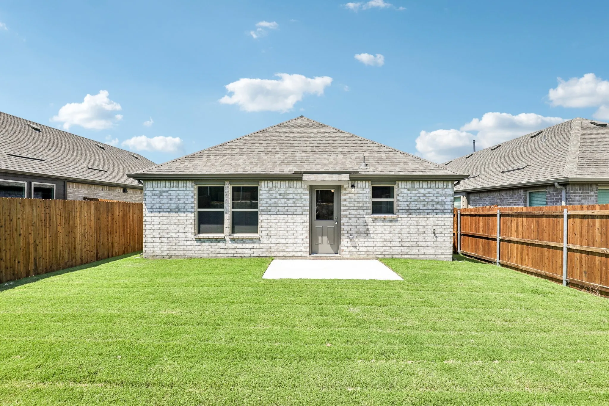 Single Family Residence For Sale in Collin County , 440 Silent Pond Park, Lavon, Texas 75166, 3 Bedroom, 2 Bathroom, 2 Garage spaces, 1,571 Sqft, built in 2026, New Construction - Incomplete, mls#21237708, Real Estate Agent in Lavon, Homes For Sale in Collin county, Homes For Sale in Lavon, Realtor in Lavon Texas, Real Estate Brokerage Independent Realty Texas, Luminita Cordes Realtor