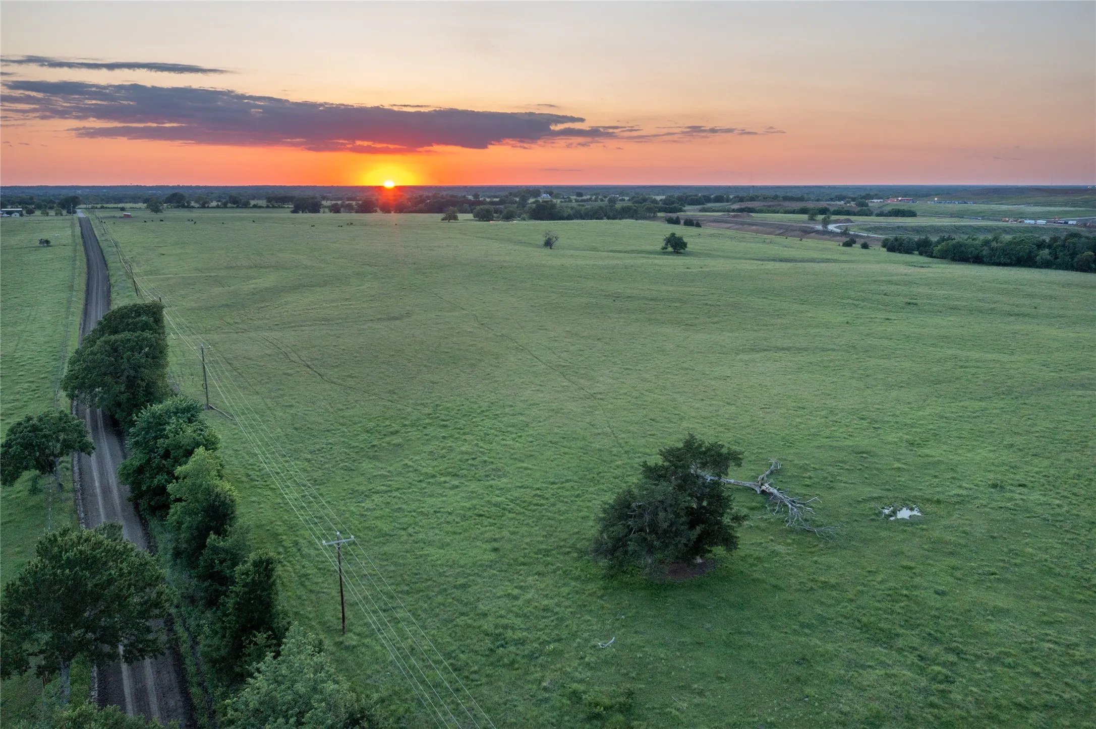 Ranch For Sale in Hunt County , TBD Fm 1568, Cumby, Texas 75433, 0, 0, Garage spaces, 0 Sqft, built in 0, mls#21255281, Real Estate Agent in Cumby, Homes For Sale in Hunt county, Homes For Sale in Cumby, Realtor in Cumby Texas, Real Estate Brokerage Independent Realty Texas, Luminita Cordes Realtor