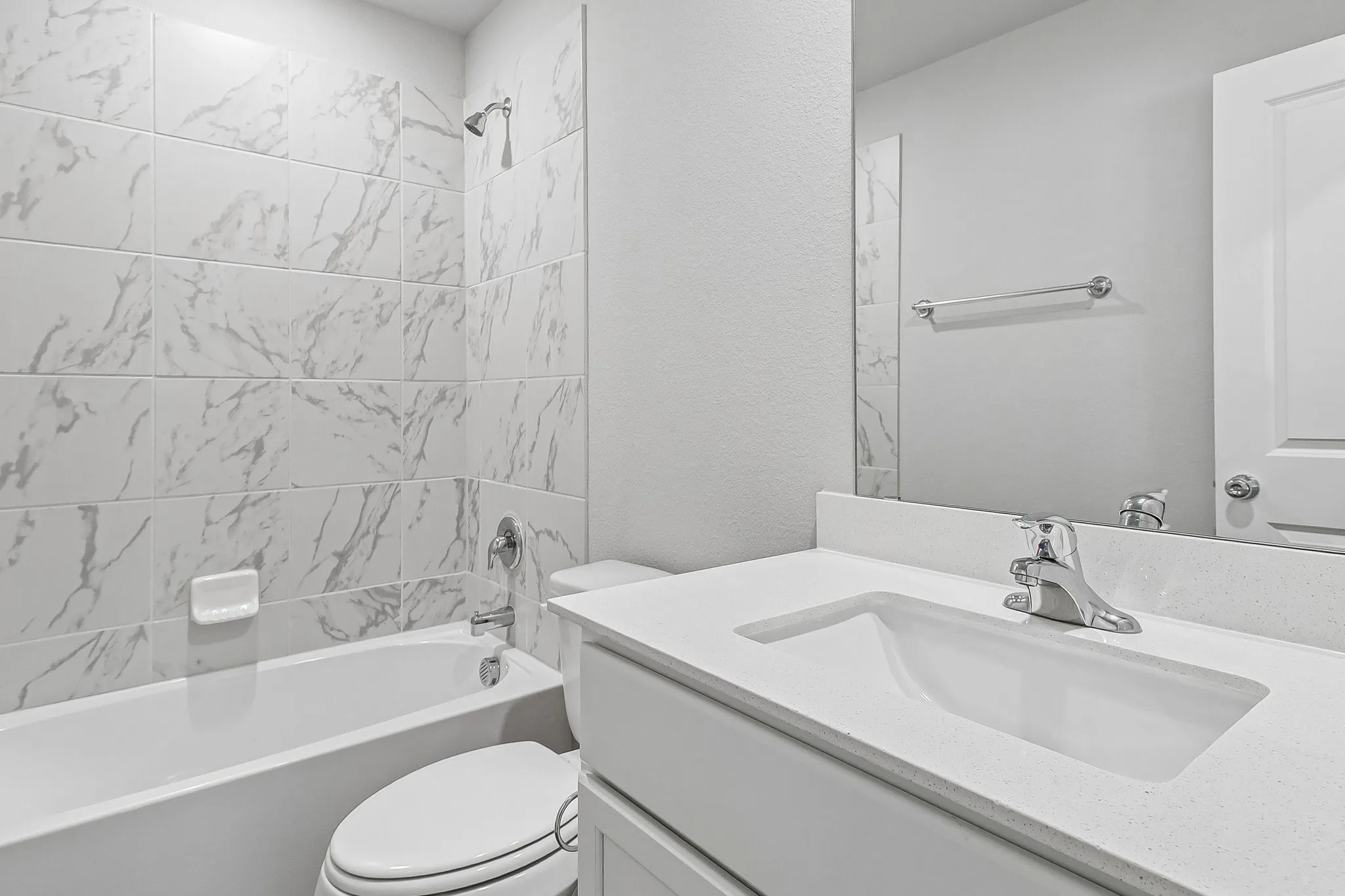 Single Family Residence For Sale in Collin County , 444 Silent Pond Park, Lavon, Texas 75166, 3 Bedroom, 3 Bathroom, 2 Garage spaces, 1,699 Sqft, built in 2026, New Construction - Incomplete, mls#21247875, Real Estate Agent in Lavon, Homes For Sale in Collin county, Homes For Sale in Lavon, Realtor in Lavon Texas, Real Estate Brokerage Independent Realty Texas, Luminita Cordes Realtor