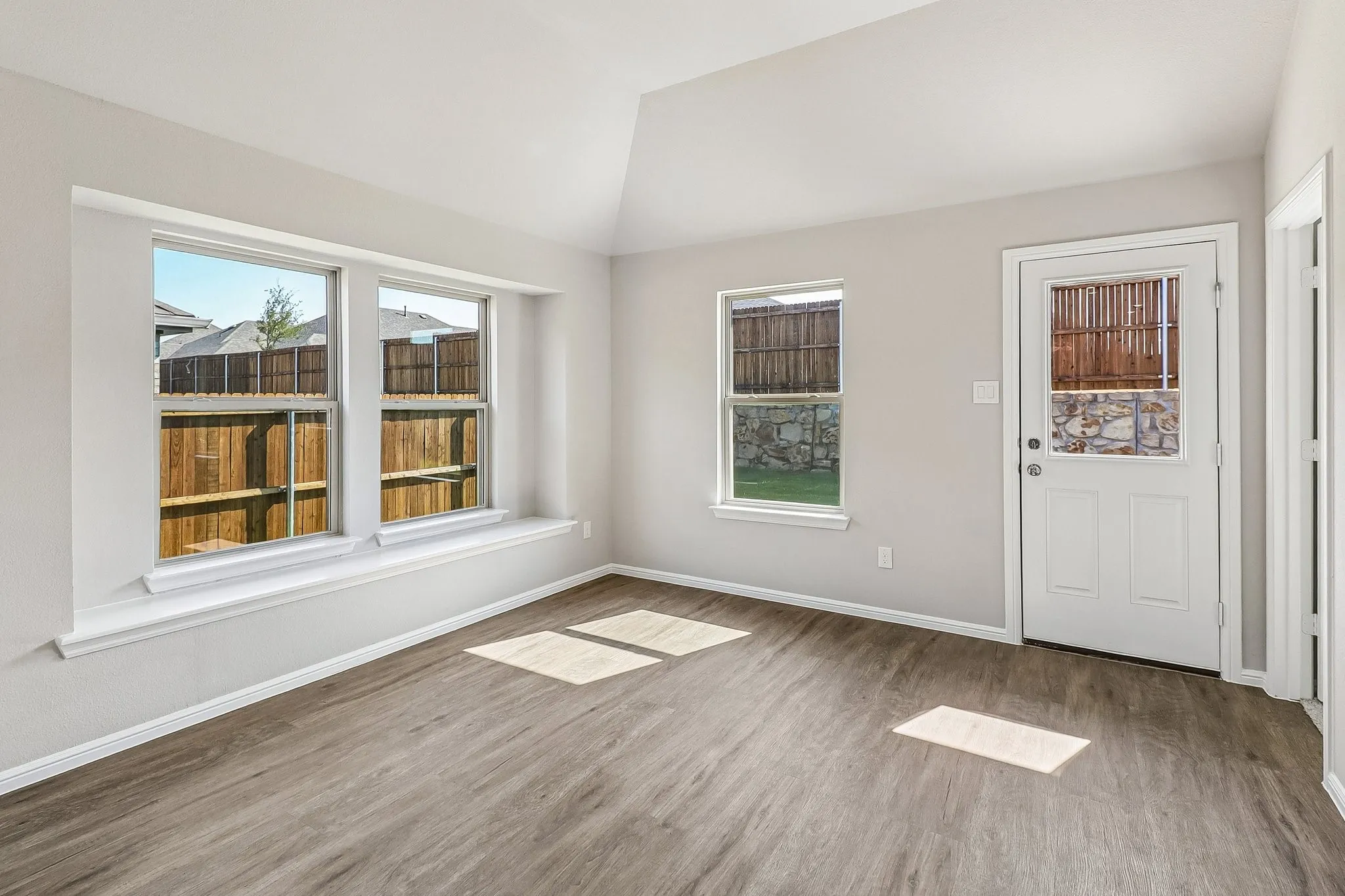 Single Family Residence For Sale in Collin County , 444 Silent Pond Park, Lavon, Texas 75166, 3 Bedroom, 3 Bathroom, 2 Garage spaces, 1,699 Sqft, built in 2026, New Construction - Incomplete, mls#21247875, Real Estate Agent in Lavon, Homes For Sale in Collin county, Homes For Sale in Lavon, Realtor in Lavon Texas, Real Estate Brokerage Independent Realty Texas, Luminita Cordes Realtor