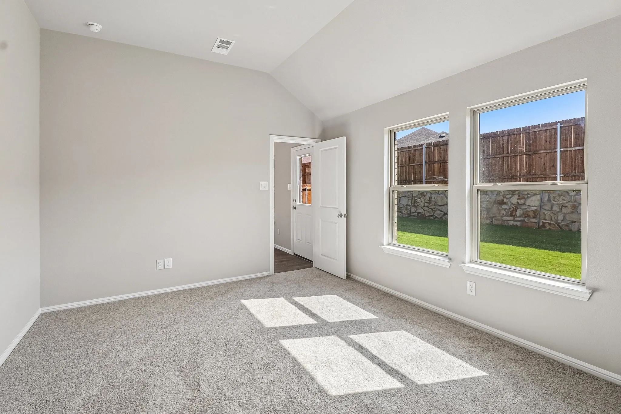 Single Family Residence For Sale in Collin County , 444 Silent Pond Park, Lavon, Texas 75166, 3 Bedroom, 3 Bathroom, 2 Garage spaces, 1,699 Sqft, built in 2026, New Construction - Incomplete, mls#21247875, Real Estate Agent in Lavon, Homes For Sale in Collin county, Homes For Sale in Lavon, Realtor in Lavon Texas, Real Estate Brokerage Independent Realty Texas, Luminita Cordes Realtor