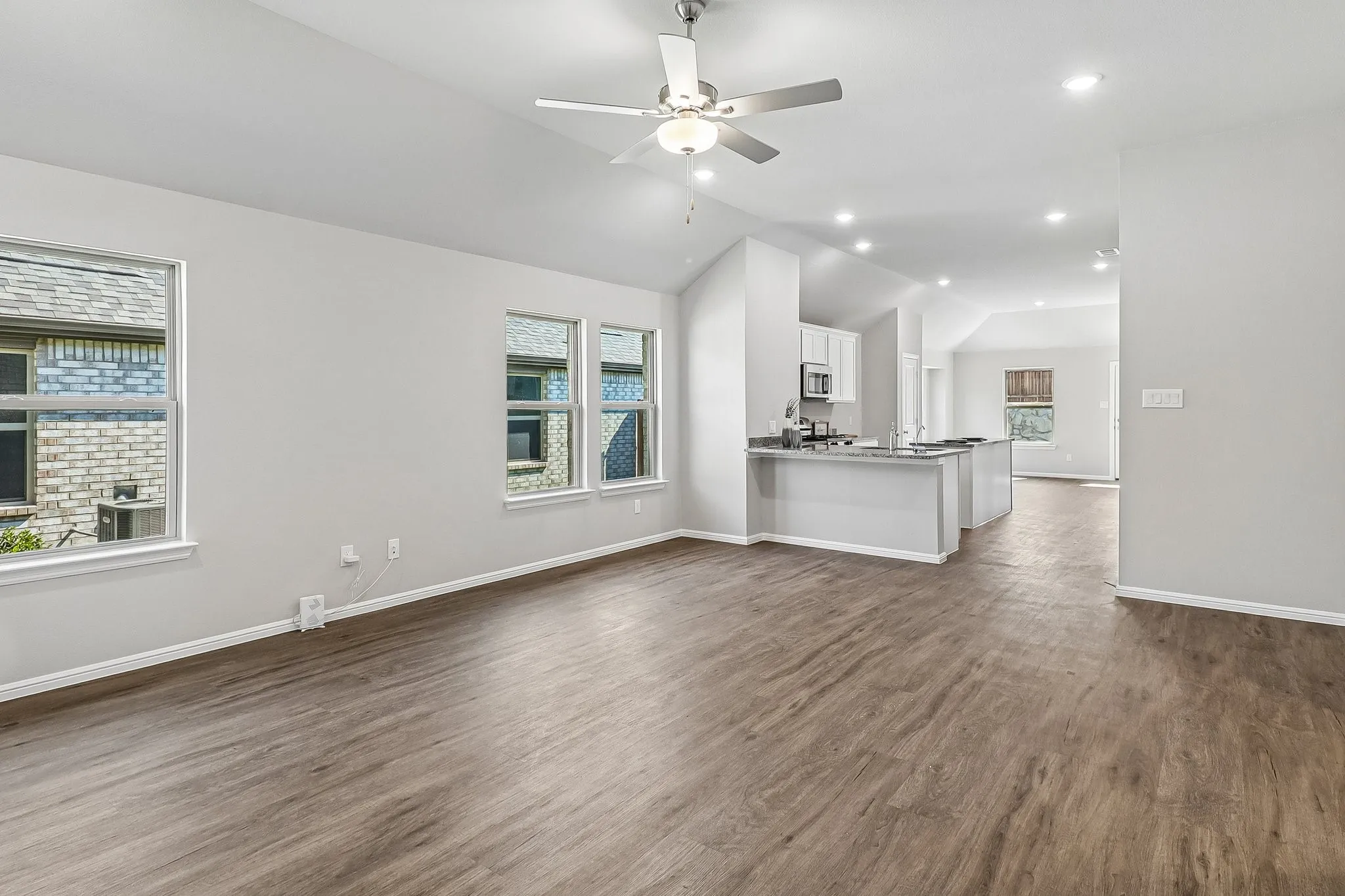 Single Family Residence For Sale in Collin County , 444 Silent Pond Park, Lavon, Texas 75166, 3 Bedroom, 3 Bathroom, 2 Garage spaces, 1,699 Sqft, built in 2026, New Construction - Incomplete, mls#21247875, Real Estate Agent in Lavon, Homes For Sale in Collin county, Homes For Sale in Lavon, Realtor in Lavon Texas, Real Estate Brokerage Independent Realty Texas, Luminita Cordes Realtor