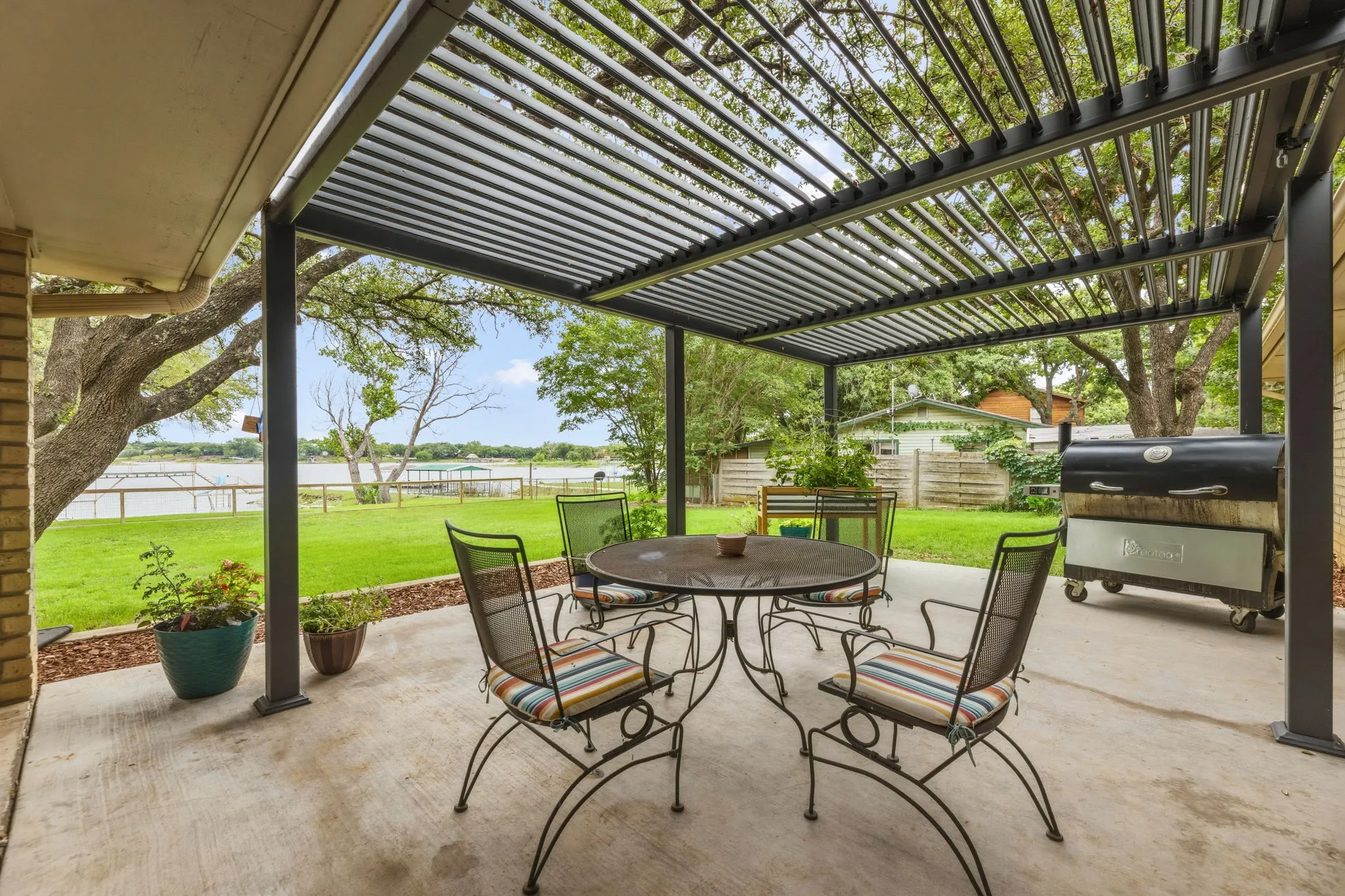 Single Family Residence For Sale in Eastland County , 801 County Road 529, Eastland, Texas 76448, 3 Bedroom, 3 Bathroom, 2 Garage spaces, 2,490 Sqft, built in 1986, Preowned, mls#21256049, Real Estate Agent in Eastland, Homes For Sale in Eastland county, Homes For Sale in Eastland, Realtor in Eastland Texas, Real Estate Brokerage Independent Realty Texas, Luminita Cordes Realtor