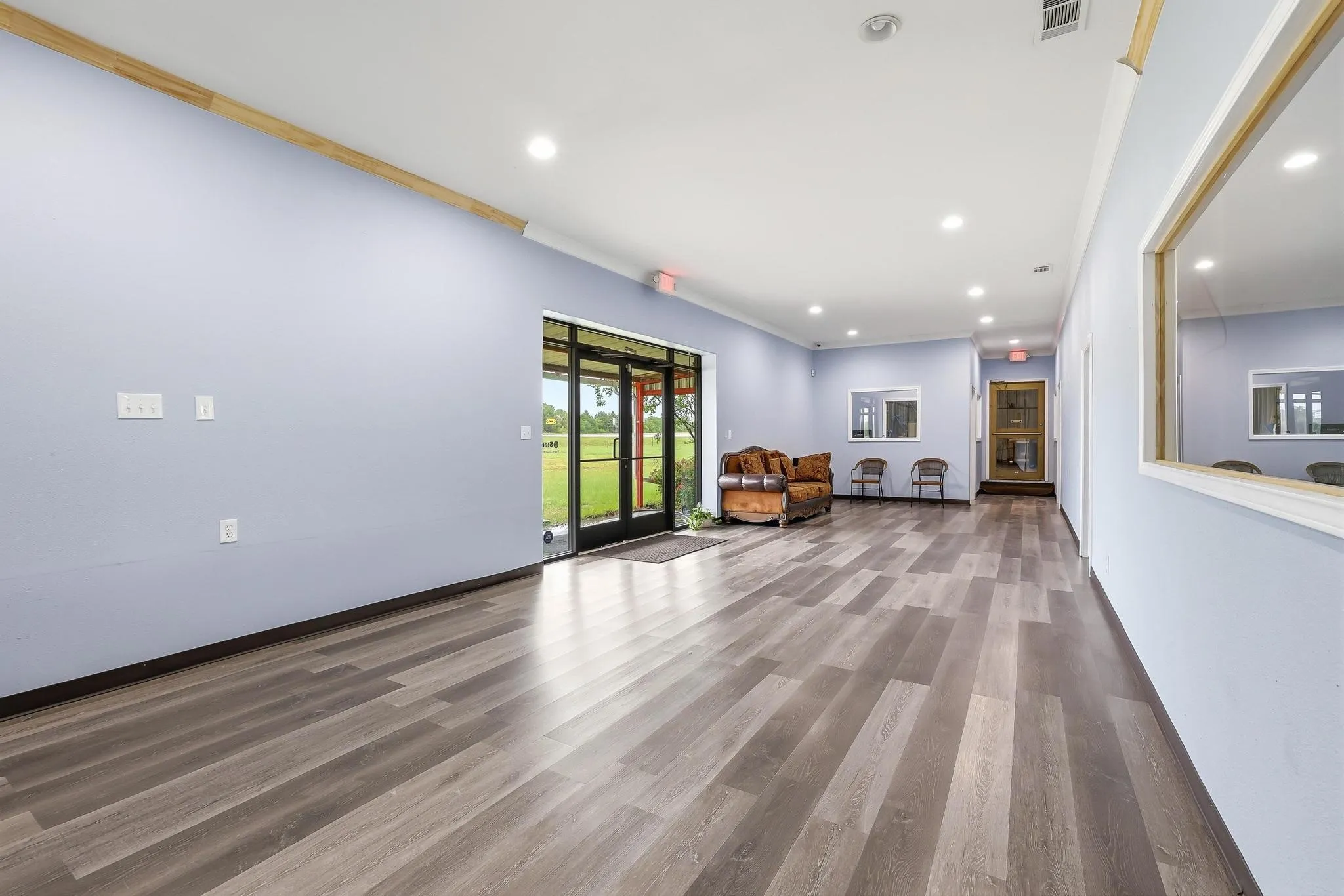 Industrial For Sale in Fannin County , 3301 S State Highway 121, Bonham, Texas 75418, 0, 0, Garage spaces, 4,725 Sqft, built in 1994, Preowned, mls#21240207, Real Estate Agent in Bonham, Homes For Sale in Fannin county, Homes For Sale in Bonham, Realtor in Bonham Texas, Real Estate Brokerage Independent Realty Texas, Luminita Cordes Realtor