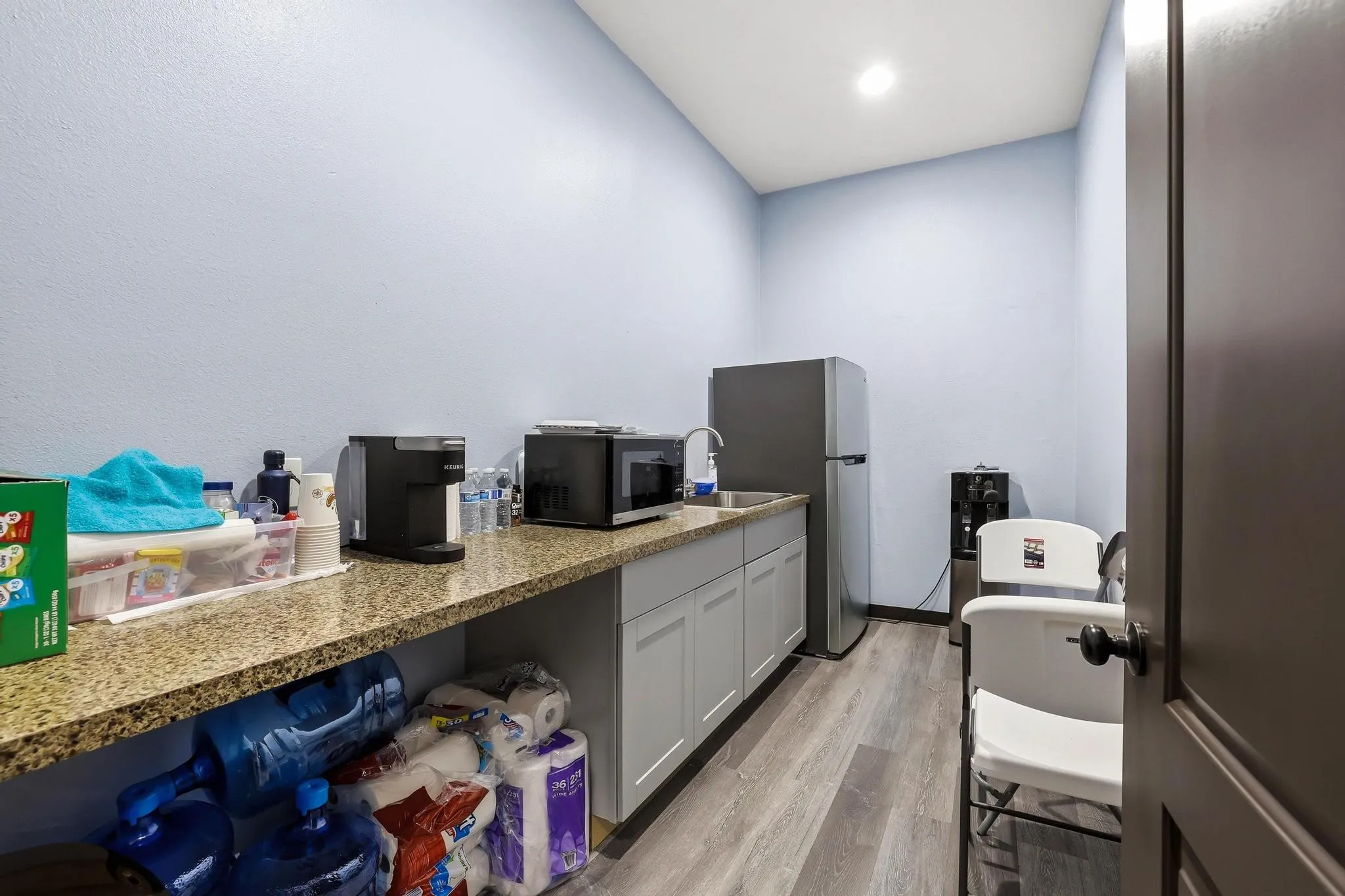 Industrial For Sale in Fannin County , 3301 S State Highway 121, Bonham, Texas 75418, 0, 0, Garage spaces, 4,725 Sqft, built in 1994, Preowned, mls#21240207, Real Estate Agent in Bonham, Homes For Sale in Fannin county, Homes For Sale in Bonham, Realtor in Bonham Texas, Real Estate Brokerage Independent Realty Texas, Luminita Cordes Realtor