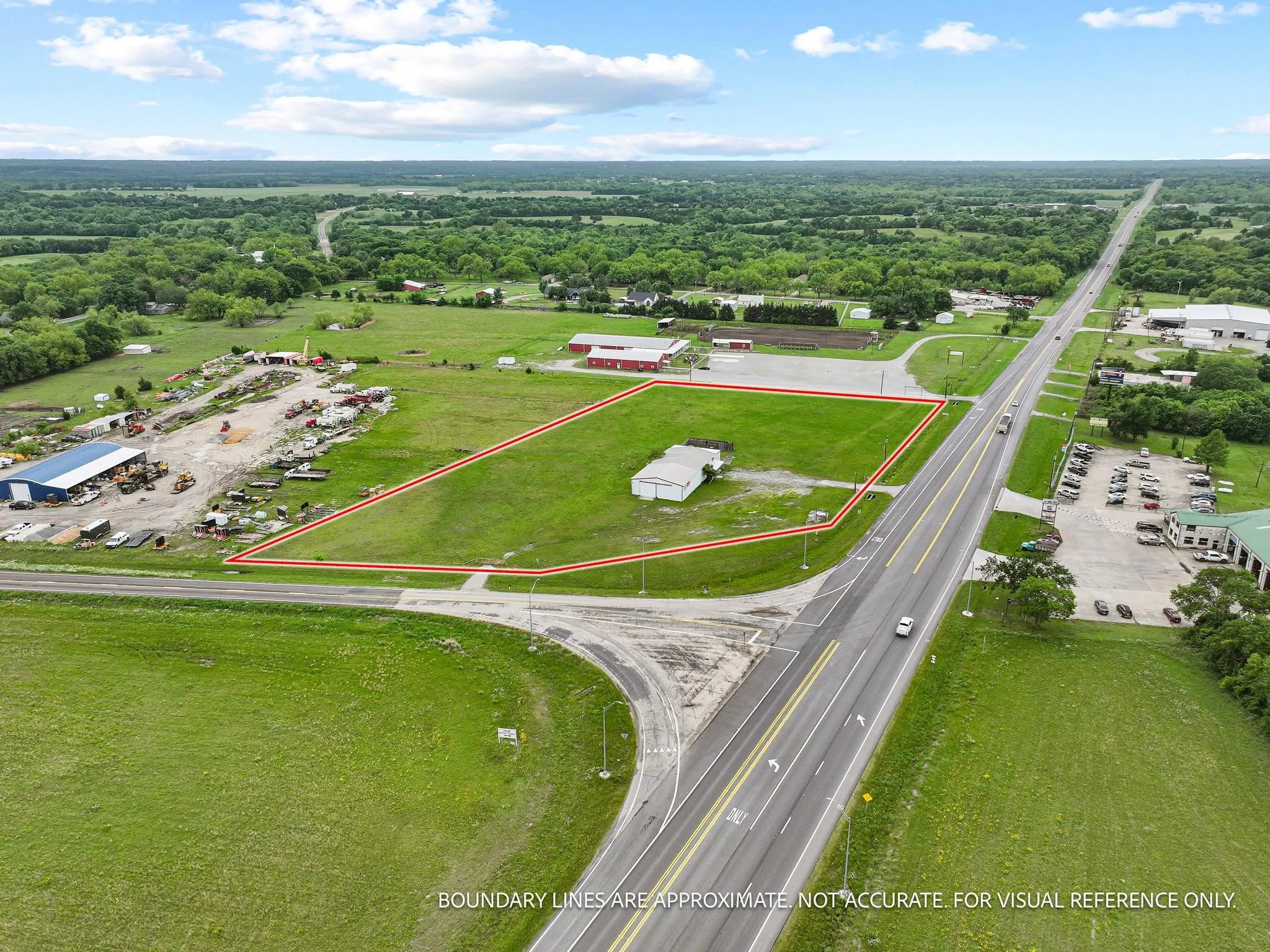 Industrial For Sale in Fannin County , 3301 S State Highway 121, Bonham, Texas 75418, 0, 0, Garage spaces, 4,725 Sqft, built in 1994, Preowned, mls#21240207, Real Estate Agent in Bonham, Homes For Sale in Fannin county, Homes For Sale in Bonham, Realtor in Bonham Texas, Real Estate Brokerage Independent Realty Texas, Luminita Cordes Realtor