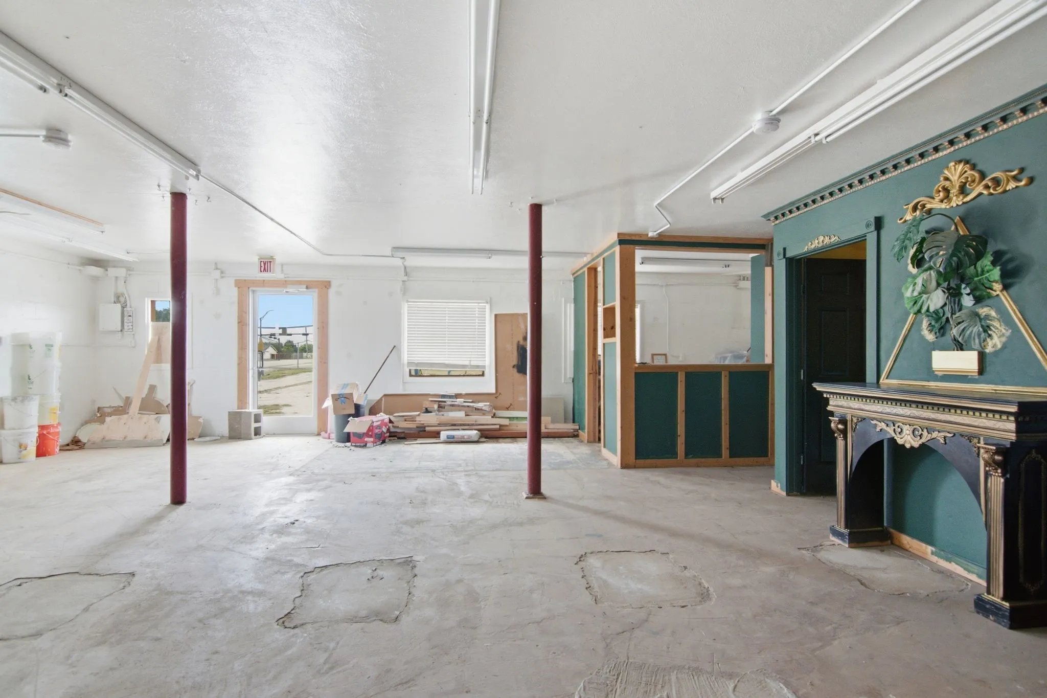 Business For Rent in Tarrant County , 5601 Davis Boulevard, North Richland Hills, Texas 76180, 0, 0, Garage spaces, 0 Sqft, built in 1959, Preowned, mls#21256200, Real Estate Agent in North Richland Hills, Homes For Rent in Tarrant county, Homes For Rent in North Richland Hills, Realtor in North Richland Hills Texas, Real Estate Brokerage Independent Realty Texas, Luminita Cordes Realtor