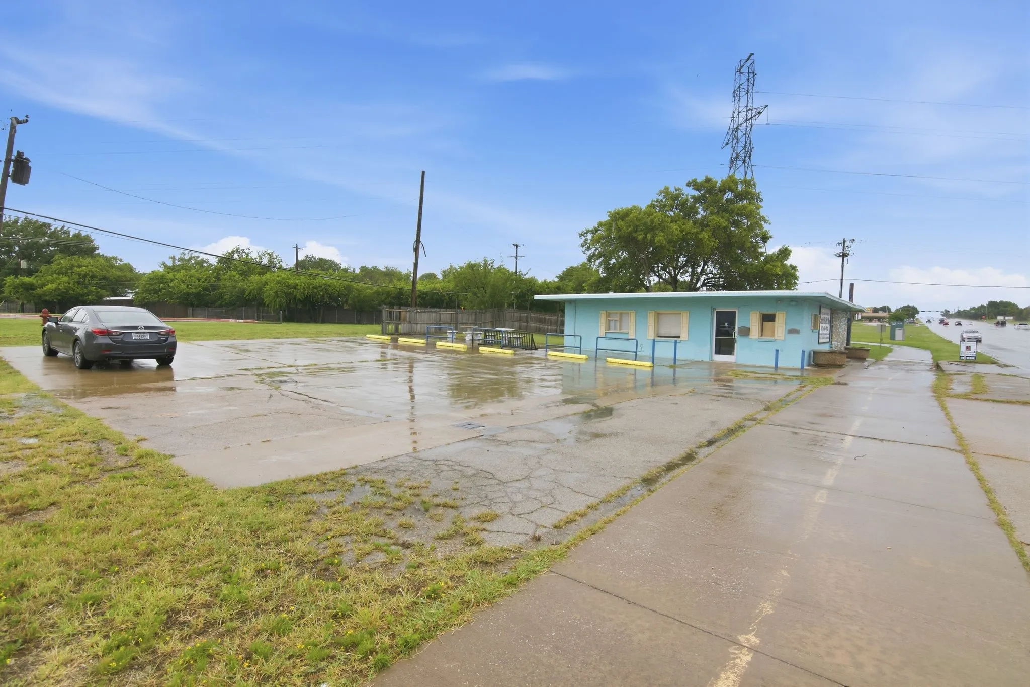 Business For Rent in Tarrant County , 5601 Davis Boulevard, North Richland Hills, Texas 76180, 0, 0, Garage spaces, 0 Sqft, built in 1959, Preowned, mls#21256200, Real Estate Agent in North Richland Hills, Homes For Rent in Tarrant county, Homes For Rent in North Richland Hills, Realtor in North Richland Hills Texas, Real Estate Brokerage Independent Realty Texas, Luminita Cordes Realtor