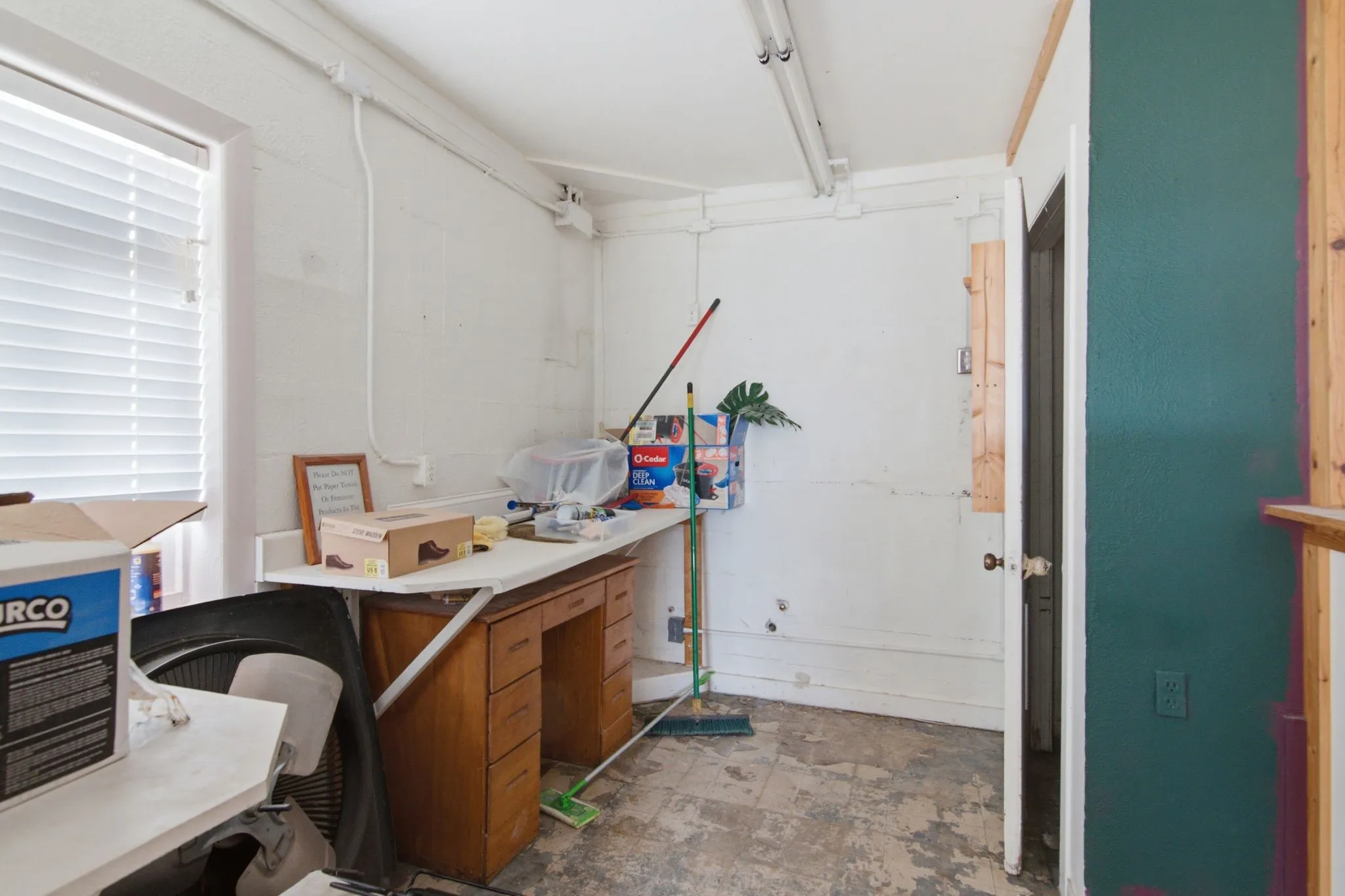 Business For Rent in Tarrant County , 5601 Davis Boulevard, North Richland Hills, Texas 76180, 0, 0, Garage spaces, 0 Sqft, built in 1959, Preowned, mls#21256200, Real Estate Agent in North Richland Hills, Homes For Rent in Tarrant county, Homes For Rent in North Richland Hills, Realtor in North Richland Hills Texas, Real Estate Brokerage Independent Realty Texas, Luminita Cordes Realtor