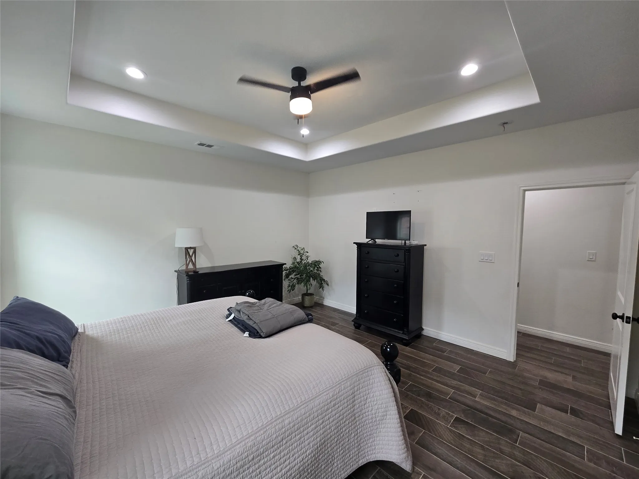 Single Family Residence For Sale in Franklin (TX) County , 109 Baker Street, Mount Vernon, Texas 75457, 3 Bedroom, 3 Bathroom, 2 Garage spaces, 1,988 Sqft, built in 2022, mls#21248385, Real Estate Agent in Mount Vernon, Homes For Sale in Franklin (TX) county, Homes For Sale in Mount Vernon, Realtor in Mount Vernon Texas, Real Estate Brokerage Independent Realty Texas, Luminita Cordes Realtor