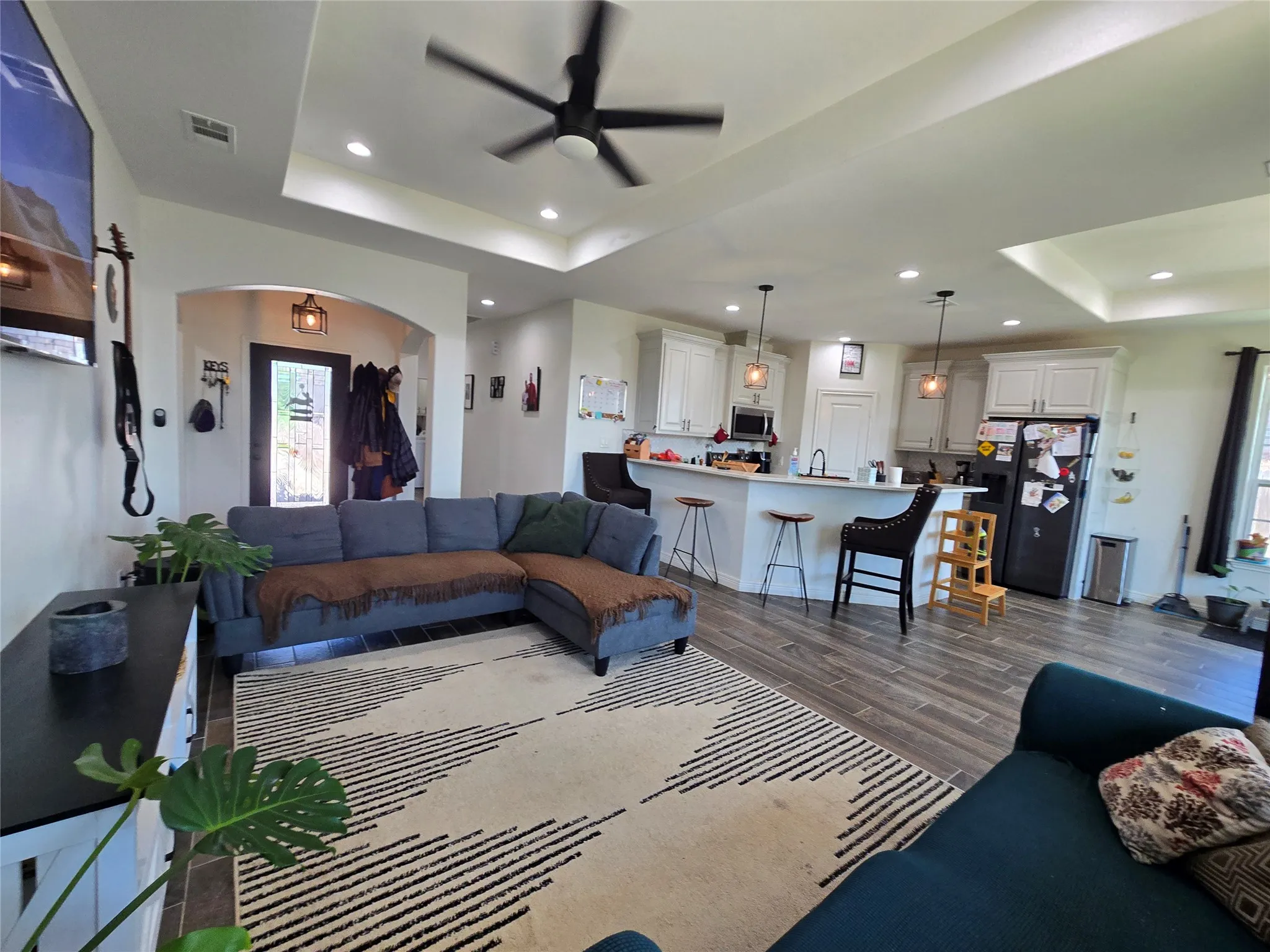 Single Family Residence For Sale in Franklin (TX) County , 109 Baker Street, Mount Vernon, Texas 75457, 3 Bedroom, 3 Bathroom, 2 Garage spaces, 1,988 Sqft, built in 2022, mls#21248385, Real Estate Agent in Mount Vernon, Homes For Sale in Franklin (TX) county, Homes For Sale in Mount Vernon, Realtor in Mount Vernon Texas, Real Estate Brokerage Independent Realty Texas, Luminita Cordes Realtor