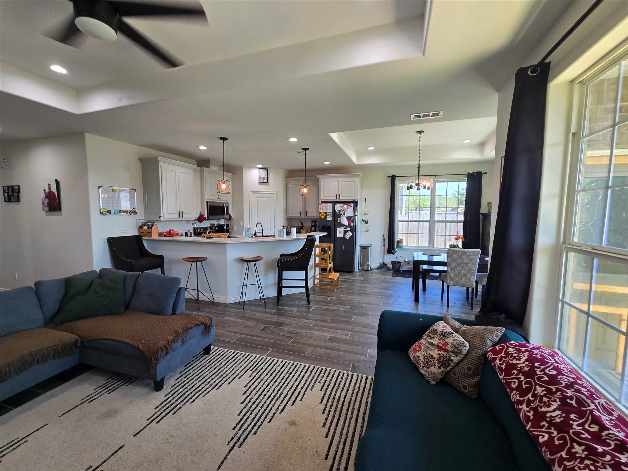 Single Family Residence For Sale in Franklin (TX) County , 109 Baker Street, Mount Vernon, Texas 75457, 3 Bedroom, 3 Bathroom, 2 Garage spaces, 1,988 Sqft, built in 2022, mls#21248385, Real Estate Agent in Mount Vernon, Homes For Sale in Franklin (TX) county, Homes For Sale in Mount Vernon, Realtor in Mount Vernon Texas, Real Estate Brokerage Independent Realty Texas, Luminita Cordes Realtor