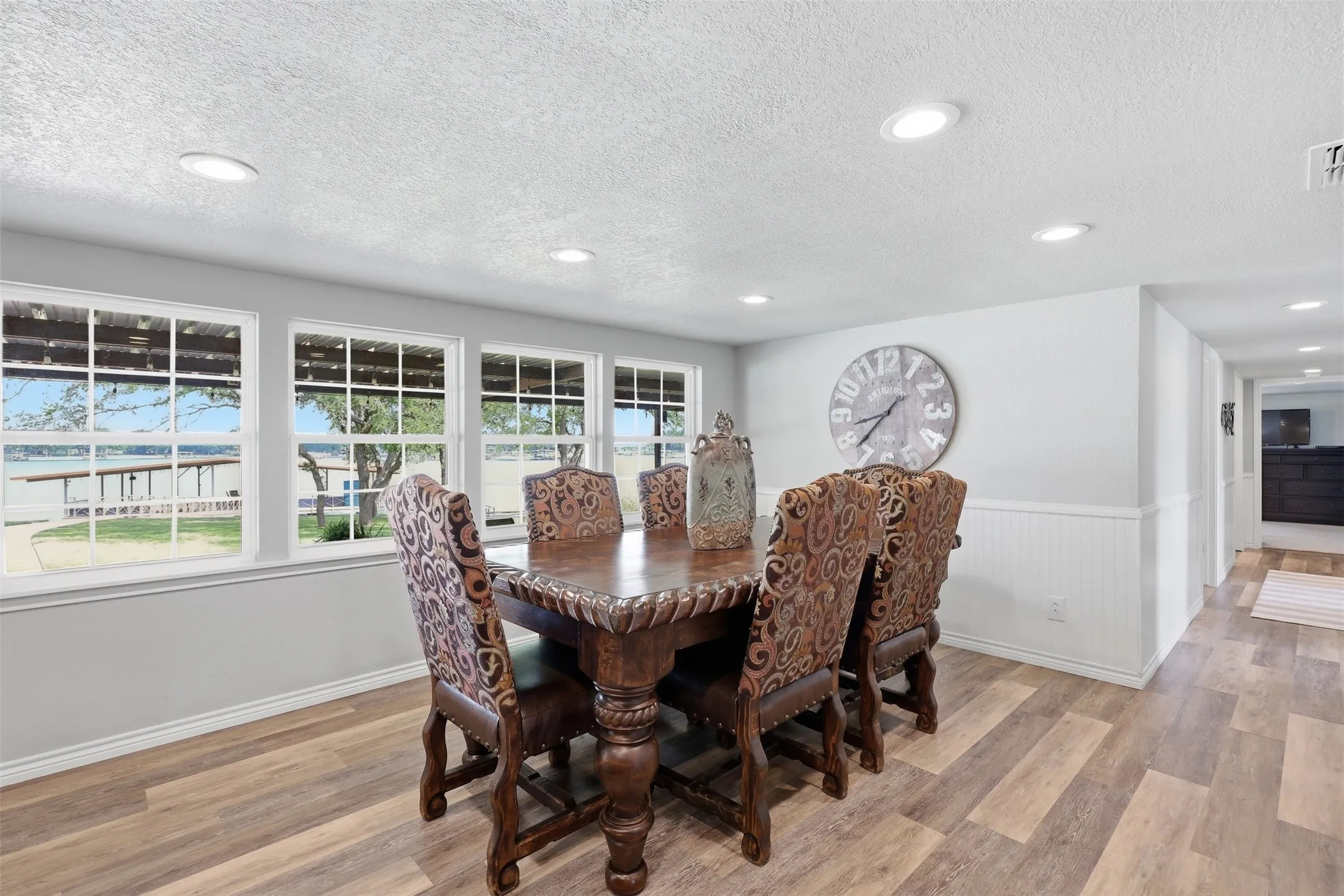 Single Family Residence For Sale in Eastland County , 125 County Road 596, Eastland, Texas 76448, 4 Bedroom, 3 Bathroom, Garage spaces, 2,380 Sqft, built in 1990, Preowned, mls#21246487, Real Estate Agent in Eastland, Homes For Sale in Eastland county, Homes For Sale in Eastland, Realtor in Eastland Texas, Real Estate Brokerage Independent Realty Texas, Luminita Cordes Realtor