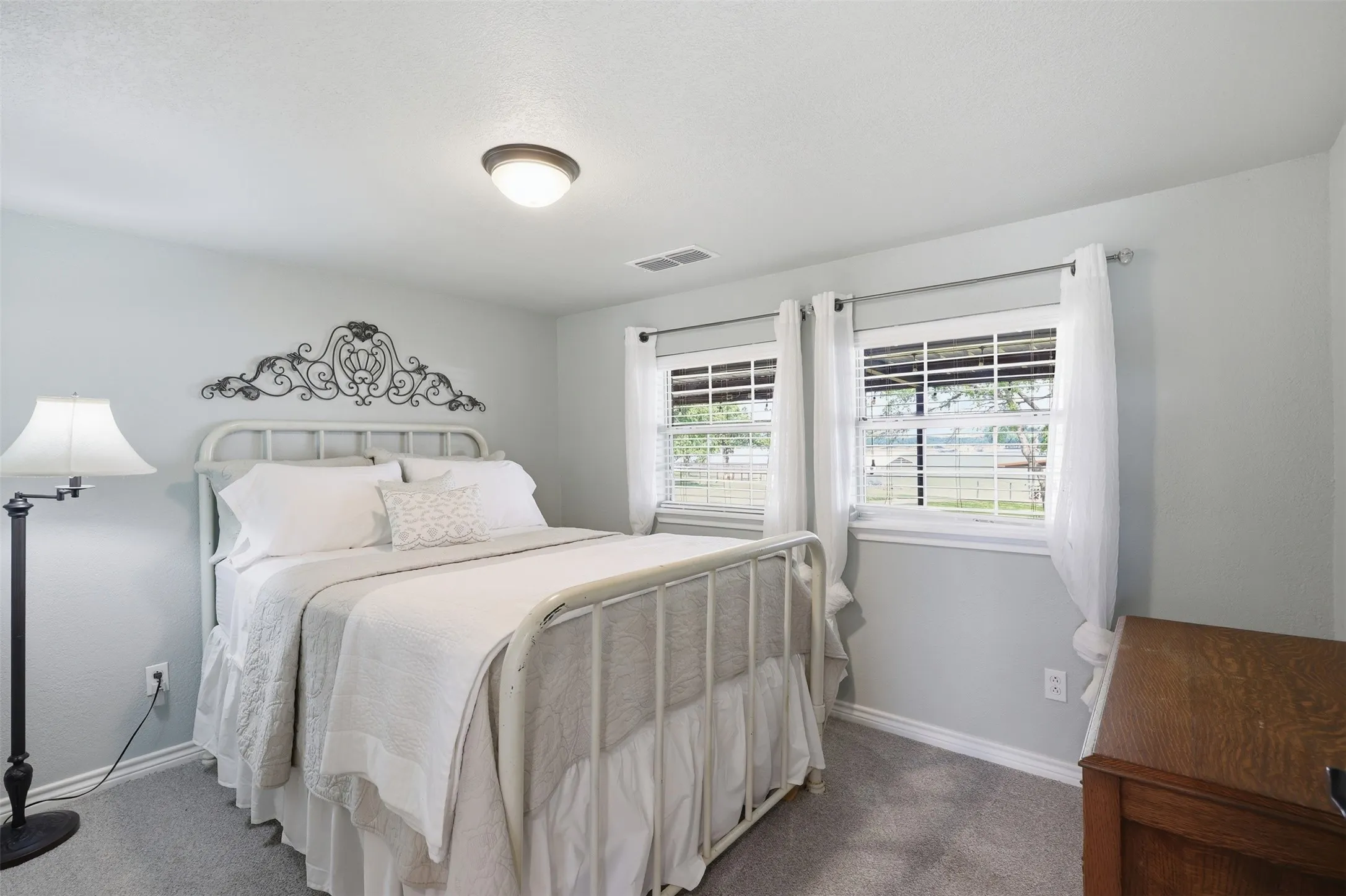 Bedroom 3 with lake view