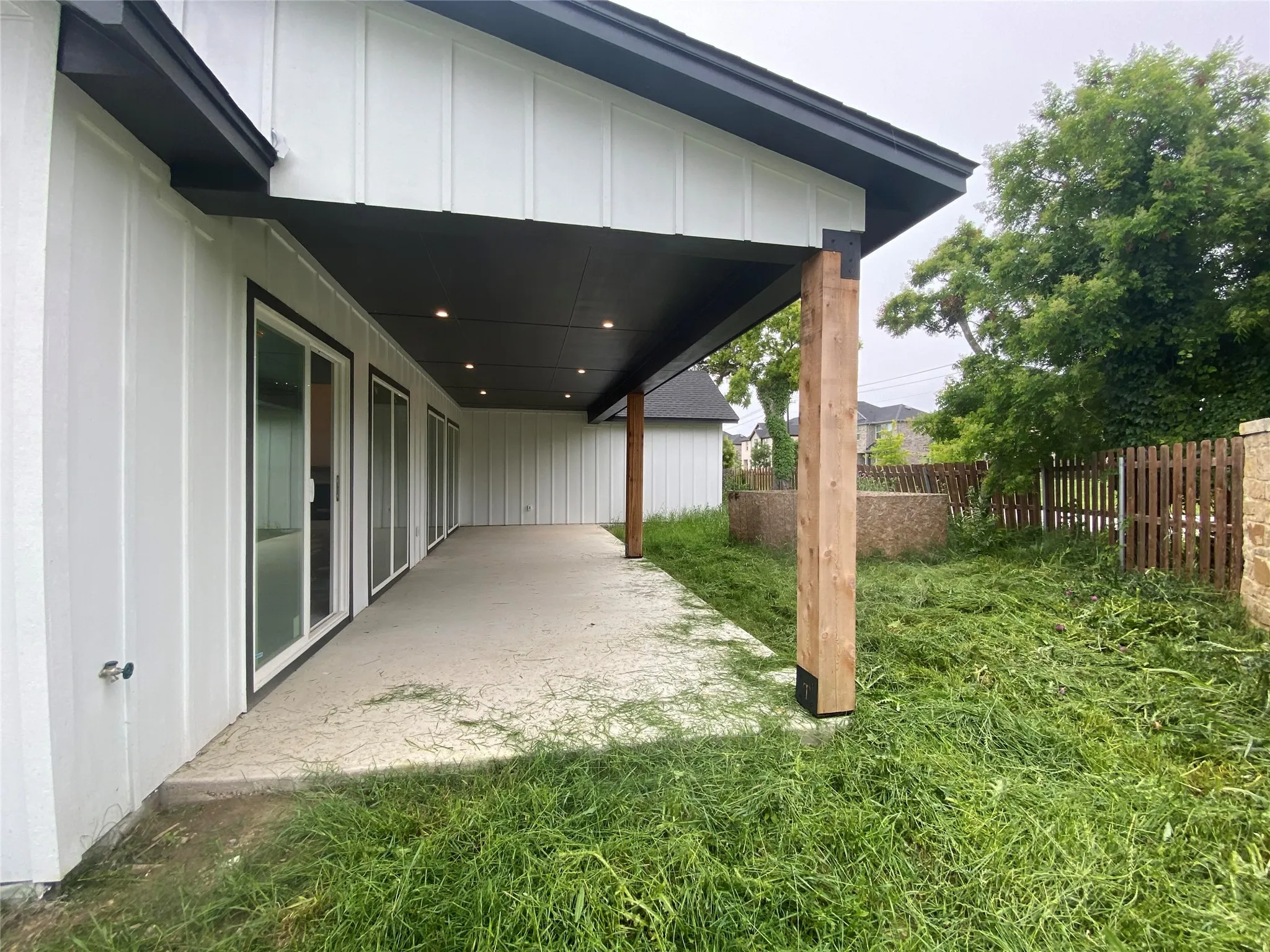 Single Family Residence For Sale in Parker County , 229 Belmont Drive, Willow Park, Texas 76087, 4 Bedroom, 3 Bathroom, 4 Garage spaces, 2,432 Sqft, built in 2026, mls#21256209, Real Estate Agent in Willow Park, Homes For Sale in Parker county, Homes For Sale in Willow Park, Realtor in Willow Park Texas, Real Estate Brokerage Independent Realty Texas, Luminita Cordes Realtor