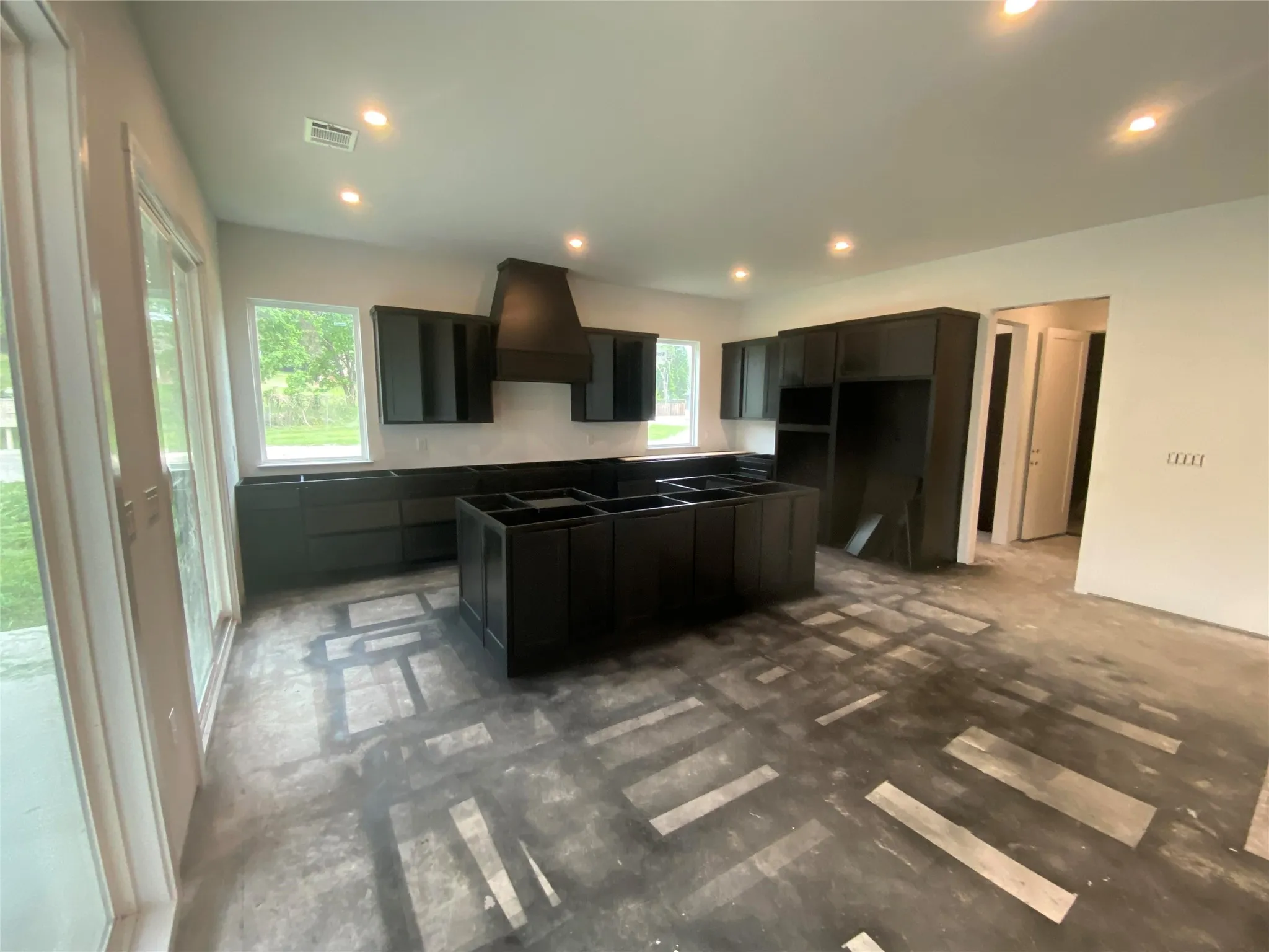 Single Family Residence For Sale in Parker County , 229 Belmont Drive, Willow Park, Texas 76087, 4 Bedroom, 3 Bathroom, 4 Garage spaces, 2,432 Sqft, built in 2026, mls#21256209, Real Estate Agent in Willow Park, Homes For Sale in Parker county, Homes For Sale in Willow Park, Realtor in Willow Park Texas, Real Estate Brokerage Independent Realty Texas, Luminita Cordes Realtor