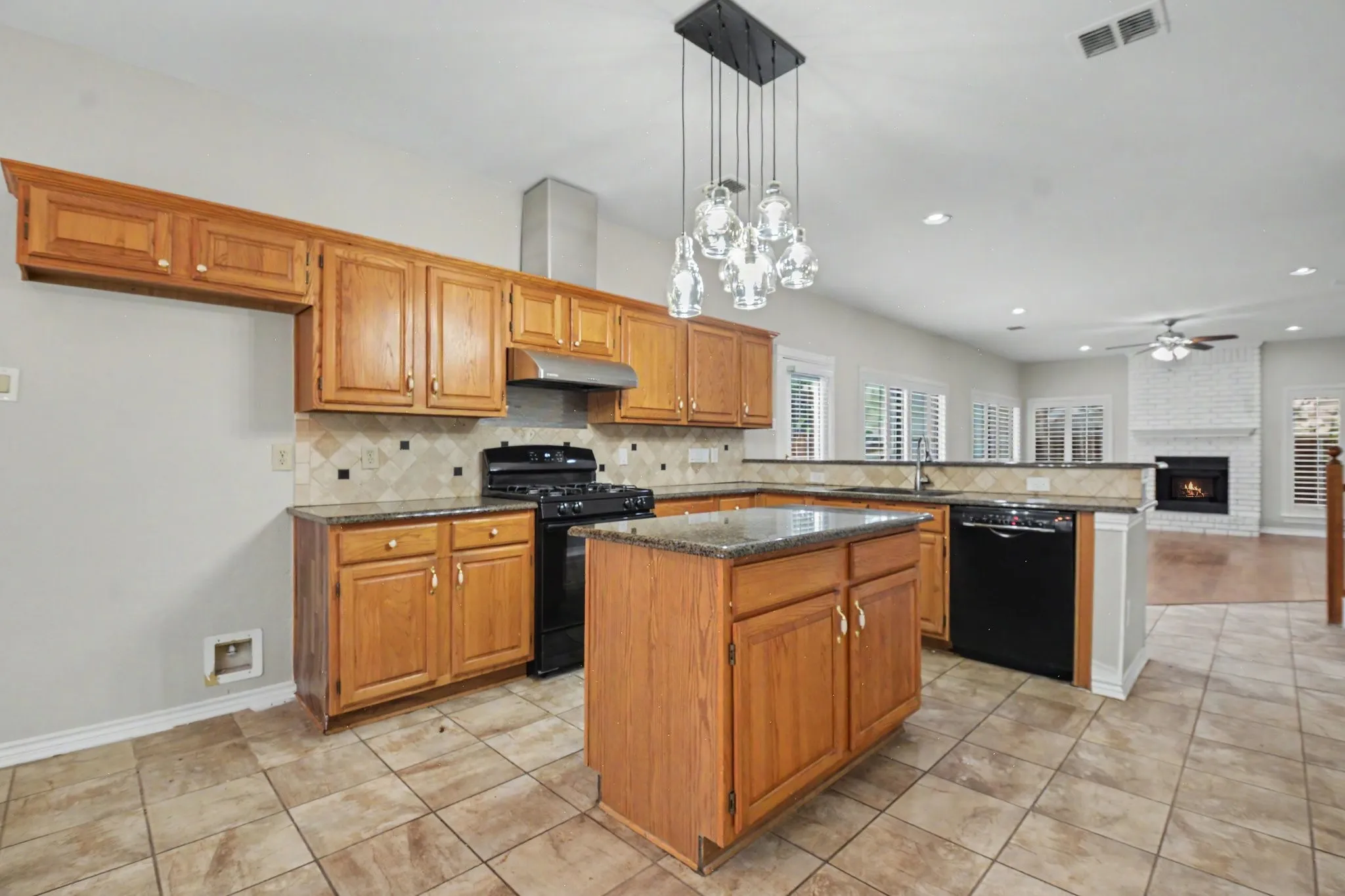 Single Family Residence For Sale in Collin County , 1732 Snowmass Drive, Plano, Texas 75025, 4 Bedroom, 3 Bathroom, 2 Garage spaces, 2,574 Sqft, built in 1988, Preowned, Price $489,500, mls#21255636, Real Estate Agent in Plano, Homes For Sale in Collin county, Homes For Sale in Plano, Realtor in Plano Texas, Real Estate Brokerage Independent Realty Texas, Luminita Cordes Realtor