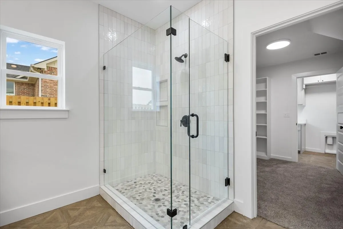 Single Family Residence For Sale in Smith County , 16429 Clearview Drive, Lindale, Texas 75771, 5 Bedroom, 3 Bathroom, 2 Garage spaces, 2,401 Sqft, built in 2026, mls#21256262, Real Estate Agent in Lindale, Homes For Sale in Smith county, Homes For Sale in Lindale, Realtor in Lindale Texas, Real Estate Brokerage Independent Realty Texas, Luminita Cordes Realtor