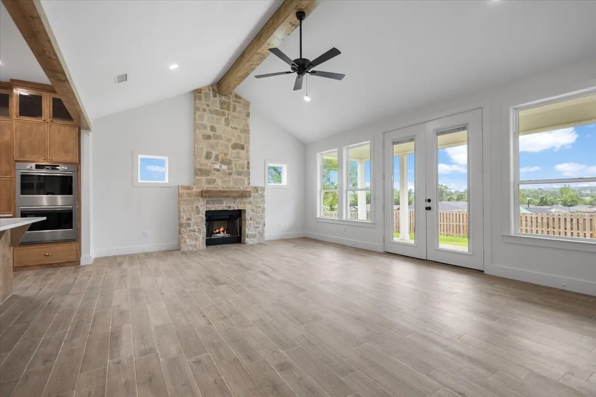 Single Family Residence For Sale in Smith County , 16429 Clearview Drive, Lindale, Texas 75771, 5 Bedroom, 3 Bathroom, 2 Garage spaces, 2,401 Sqft, built in 2026, mls#21256262, Real Estate Agent in Lindale, Homes For Sale in Smith county, Homes For Sale in Lindale, Realtor in Lindale Texas, Real Estate Brokerage Independent Realty Texas, Luminita Cordes Realtor