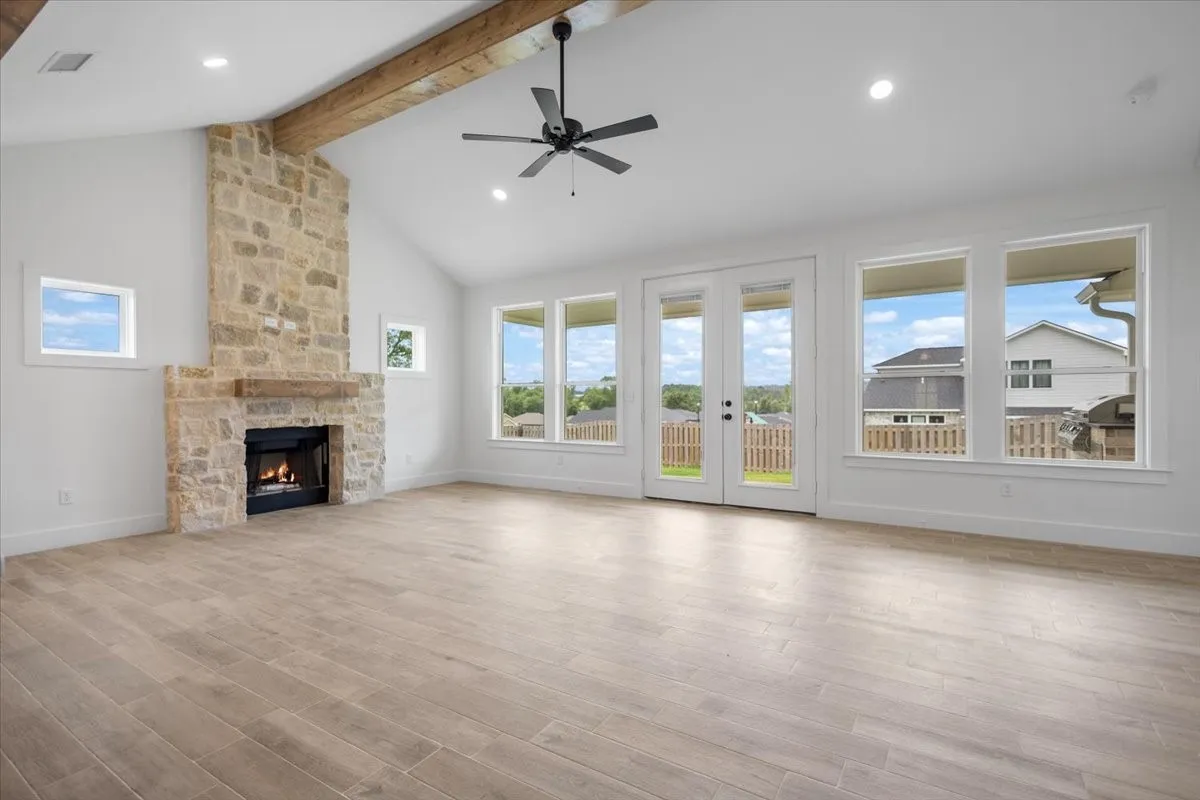 Single Family Residence For Sale in Smith County , 16429 Clearview Drive, Lindale, Texas 75771, 5 Bedroom, 3 Bathroom, 2 Garage spaces, 2,401 Sqft, built in 2026, mls#21256262, Real Estate Agent in Lindale, Homes For Sale in Smith county, Homes For Sale in Lindale, Realtor in Lindale Texas, Real Estate Brokerage Independent Realty Texas, Luminita Cordes Realtor