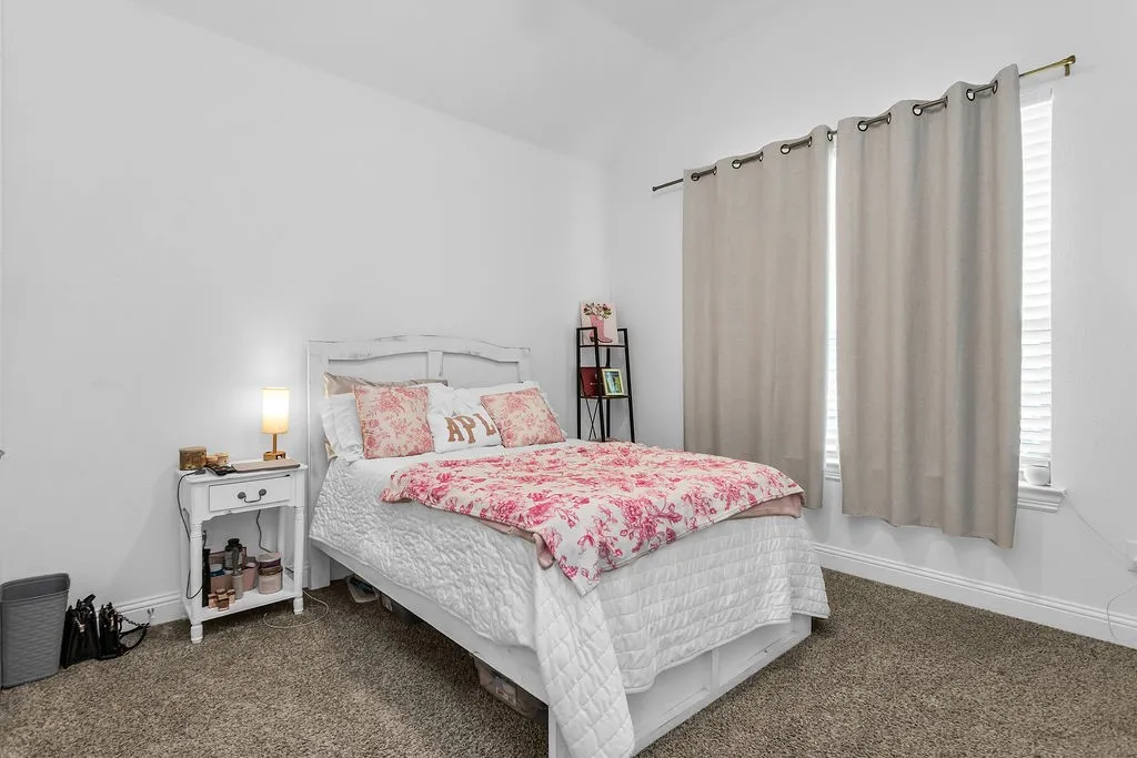 Single Family Residence For Sale in Denton County , 6940 Basket Flower Road, Flower Mound, Texas 76226, 4 Bedroom, 4 Bathroom, 3 Garage spaces, 2,803 Sqft, built in 2023, Preowned, mls#21256224, Real Estate Agent in Flower Mound, Homes For Sale in Denton county, Homes For Sale in Flower Mound, Realtor in Flower Mound Texas, Real Estate Brokerage Independent Realty Texas, Luminita Cordes Realtor
