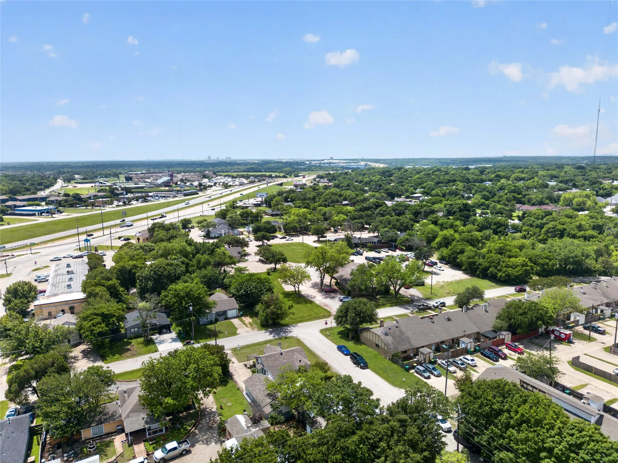 Retail For Sale in Dallas County , 207 Hood Street, Cedar Hill, Texas 75104, 0, 0, Garage spaces, 0 Sqft, built in 1954, Preowned, Price $299,999, mls#21255904, Real Estate Agent in Cedar Hill, Homes For Sale in Dallas county, Homes For Sale in Cedar Hill, Realtor in Cedar Hill Texas, Real Estate Brokerage Independent Realty Texas, Luminita Cordes Realtor