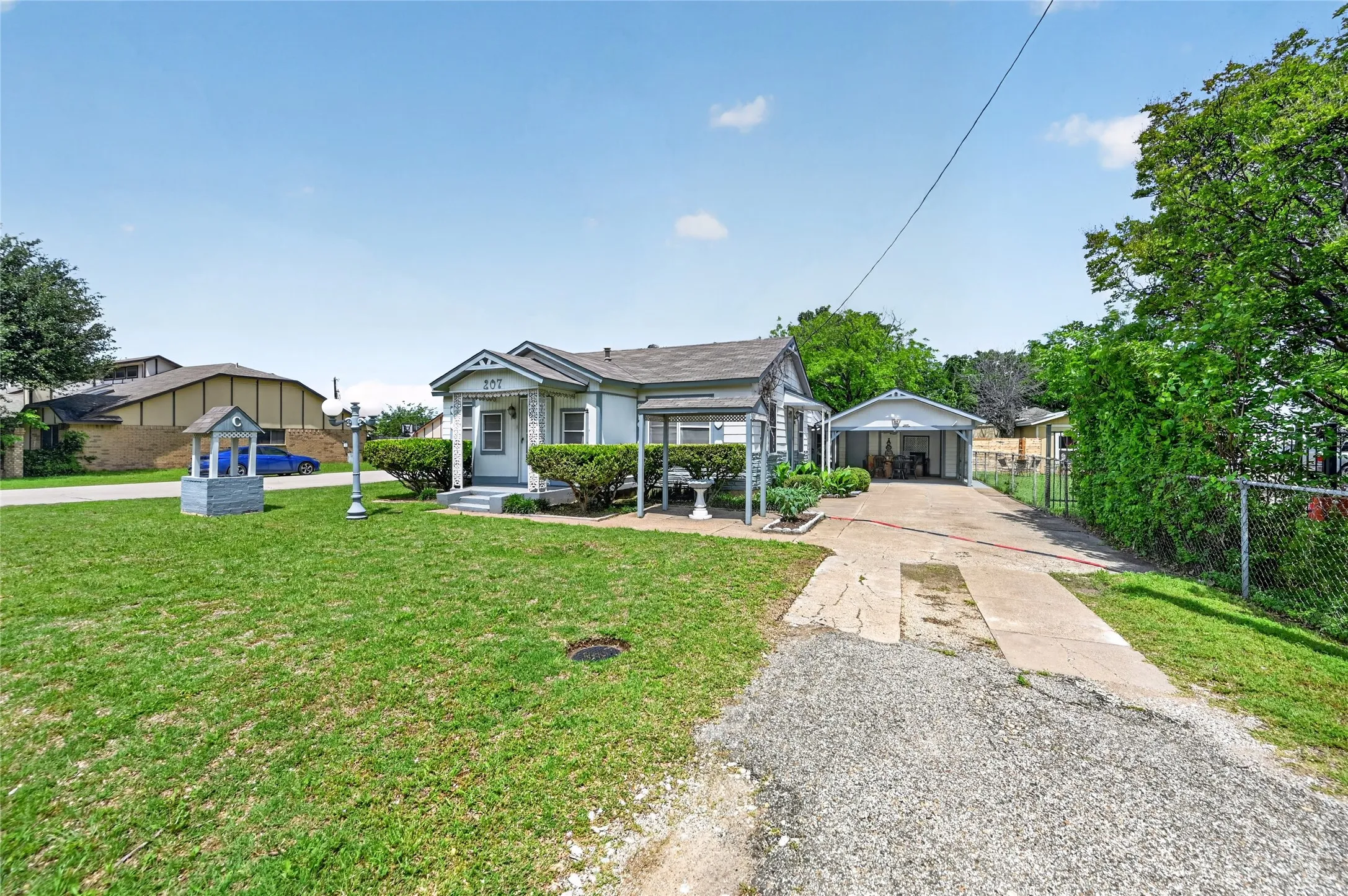 Retail For Sale in Dallas County , 207 Hood Street, Cedar Hill, Texas 75104, 0, 0, Garage spaces, 0 Sqft, built in 1954, Preowned, Price $299,999, mls#21255904, Real Estate Agent in Cedar Hill, Homes For Sale in Dallas county, Homes For Sale in Cedar Hill, Realtor in Cedar Hill Texas, Real Estate Brokerage Independent Realty Texas, Luminita Cordes Realtor