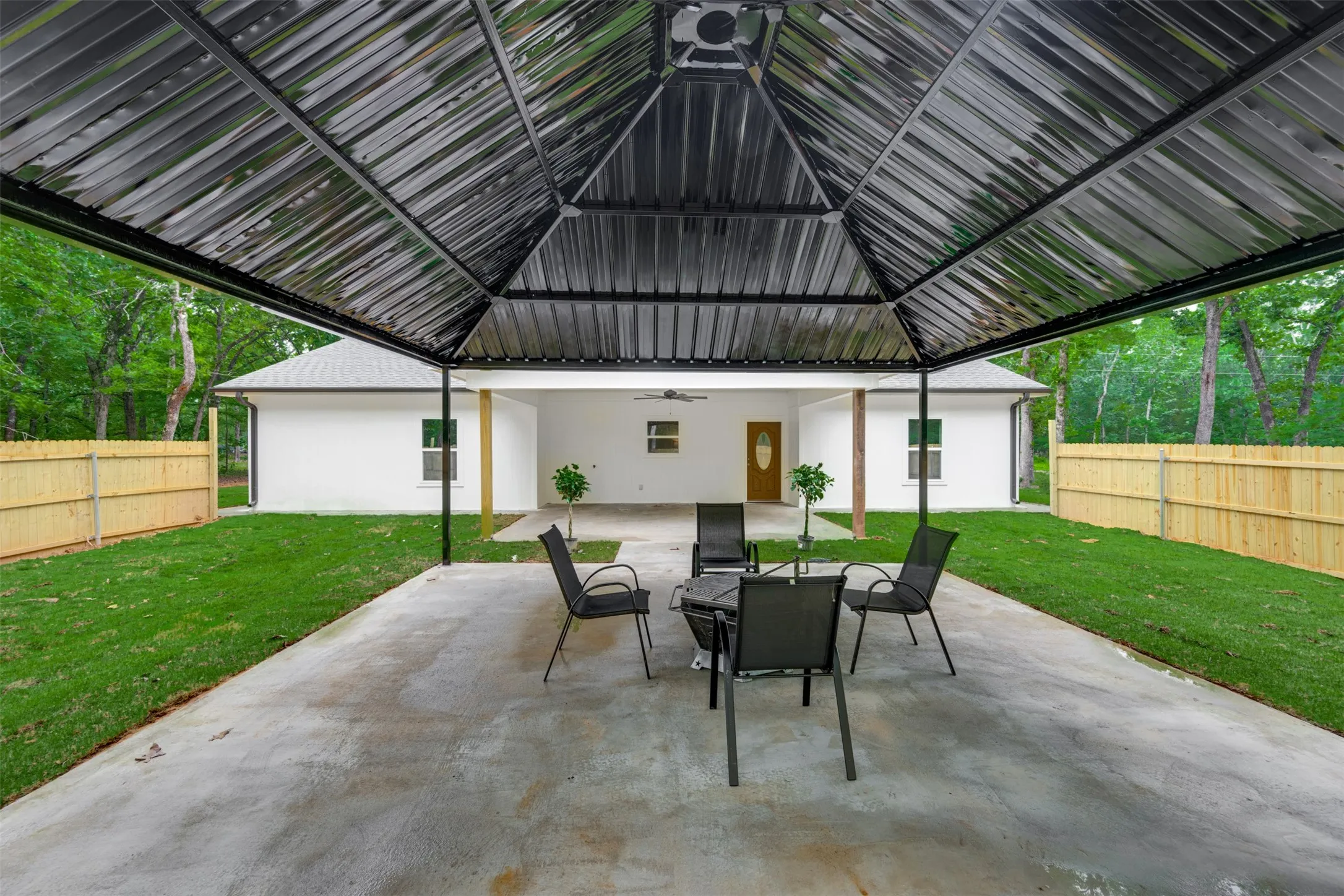 Single Family Residence For Sale in Lamar County , 130 Private Road 35407, Sumner, Texas 75486, 3 Bedrooms, 3 Bathrooms, 1 Garage spaces, 1,558 Sqft, built in 2026, New Construction - Complete, Price $295,000, mls#21256236, Real Estate Agent in Sumner, Homes For Sale in Lamar county, Homes For Sale in Sumner, Realtor in Sumner Texas, Real Estate Brokerage Independent Realty Texas, Luminita Cordes Realtor