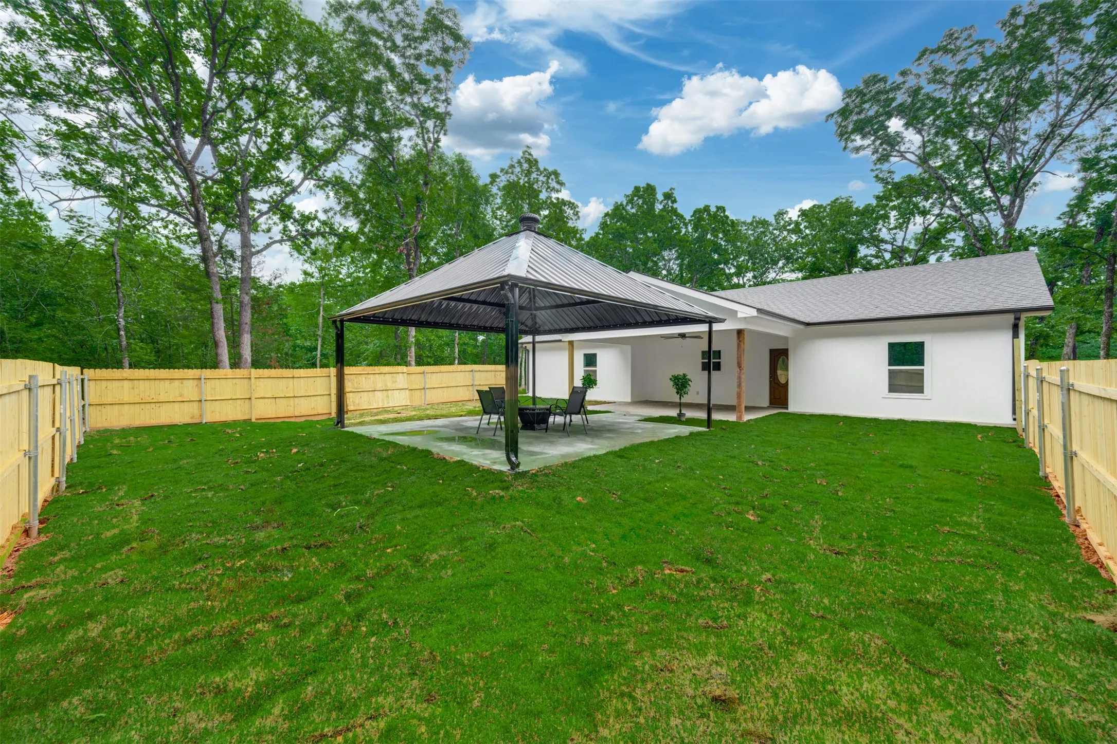Single Family Residence For Sale in Lamar County , 130 Private Road 35407, Sumner, Texas 75486, 3 Bedrooms, 3 Bathrooms, 1 Garage spaces, 1,558 Sqft, built in 2026, New Construction - Complete, Price $295,000, mls#21256236, Real Estate Agent in Sumner, Homes For Sale in Lamar county, Homes For Sale in Sumner, Realtor in Sumner Texas, Real Estate Brokerage Independent Realty Texas, Luminita Cordes Realtor
