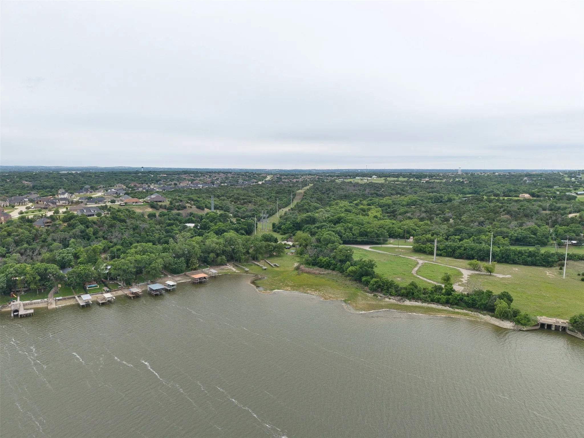 Single Family Residence For Sale in Parker County , 542 W Lake Drive, Weatherford, Texas 76087, 1 Bedroom, 1 Bathroom, Garage spaces, 600 Sqft, built in 1977, Price $295,000, mls#21256287, Real Estate Agent in Weatherford, Homes For Sale in Parker county, Homes For Sale in Weatherford, Realtor in Weatherford Texas, Real Estate Brokerage Independent Realty Texas, Luminita Cordes Realtor